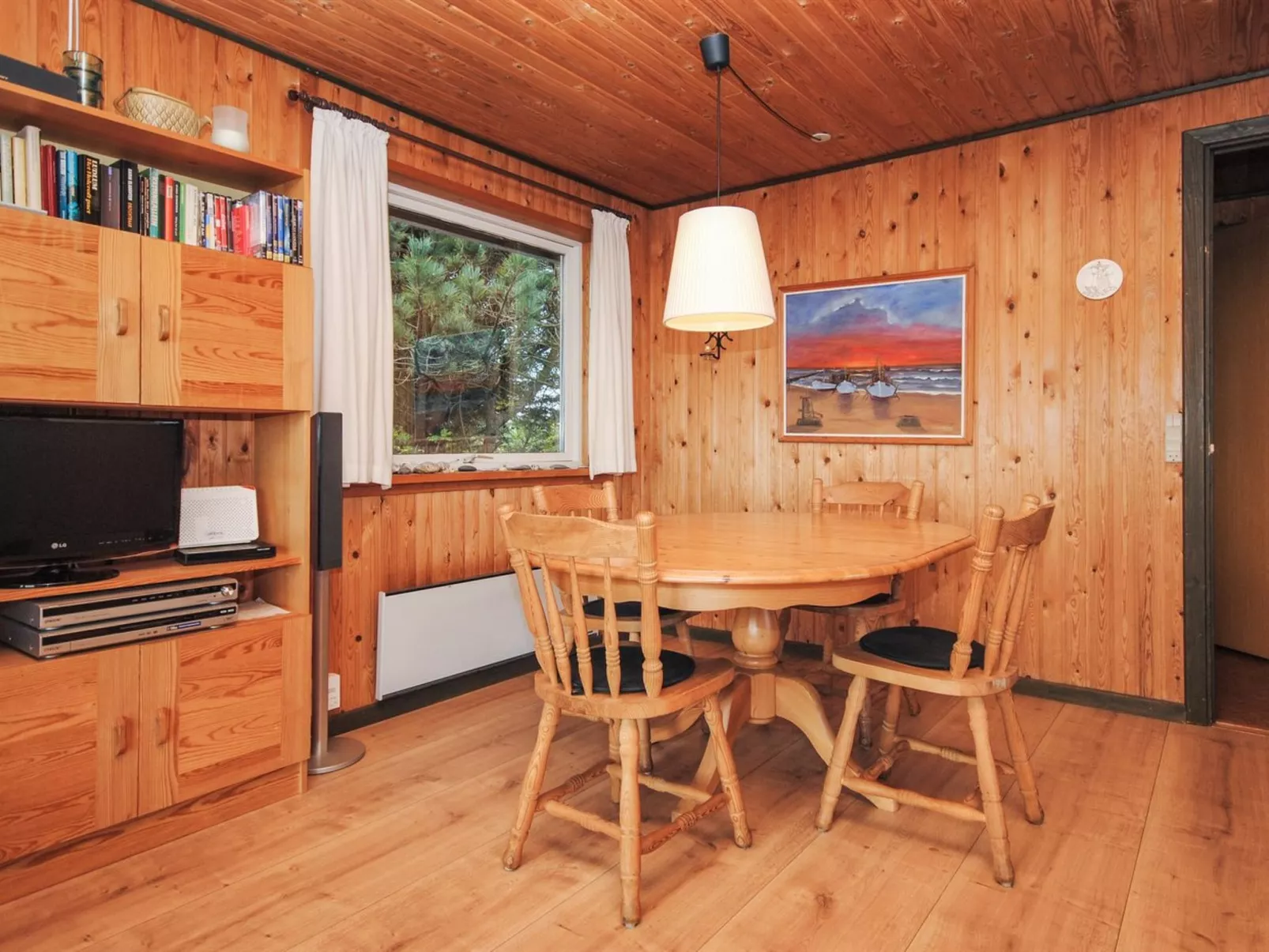 "Tuovi" - 800m from the sea-Drinnen