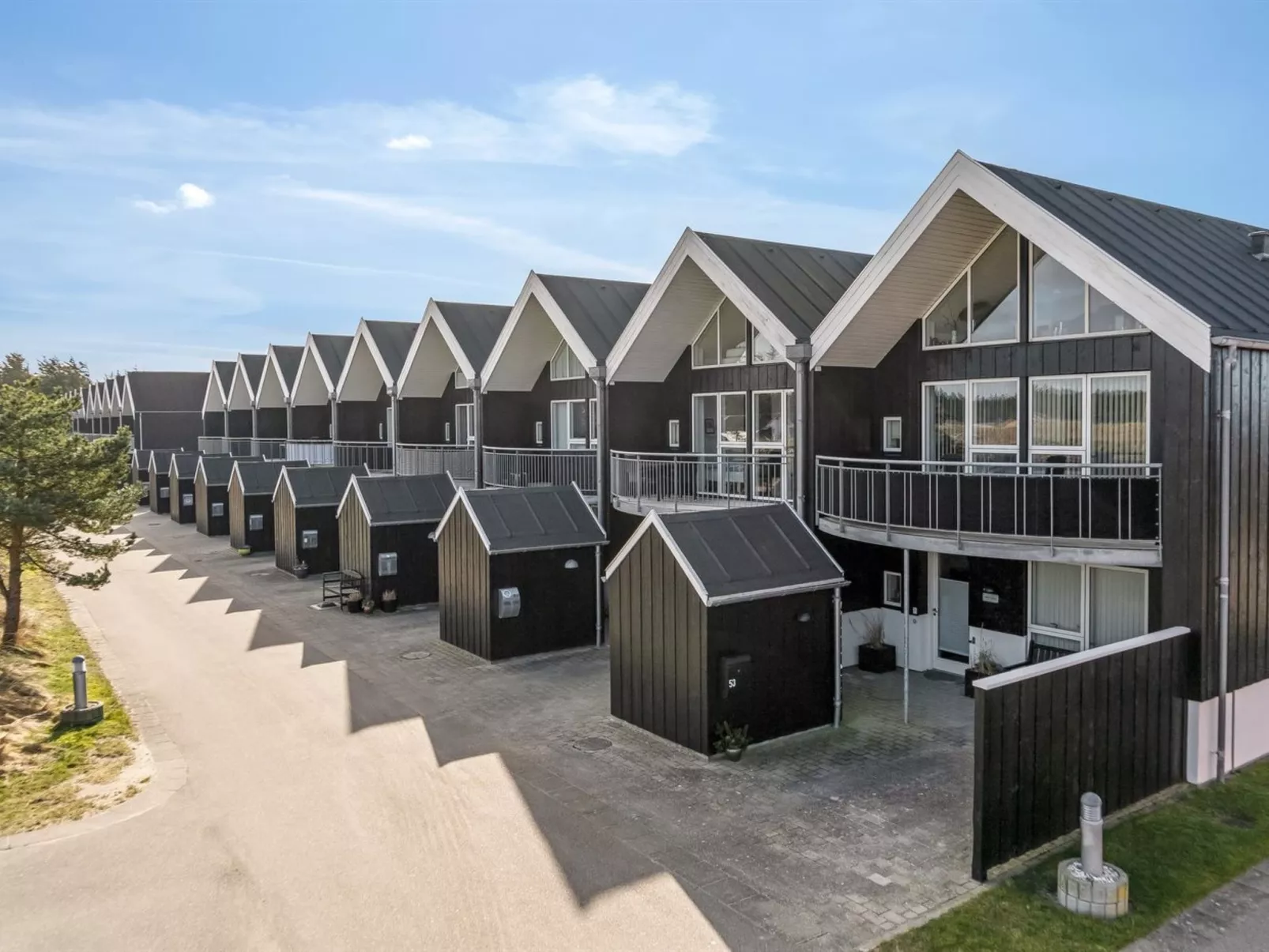 "Oliver" - 600m from the sea-Draußen