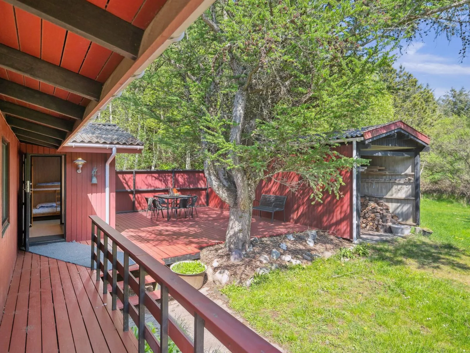 "Therbern" - 1.7km from the sea-Outside