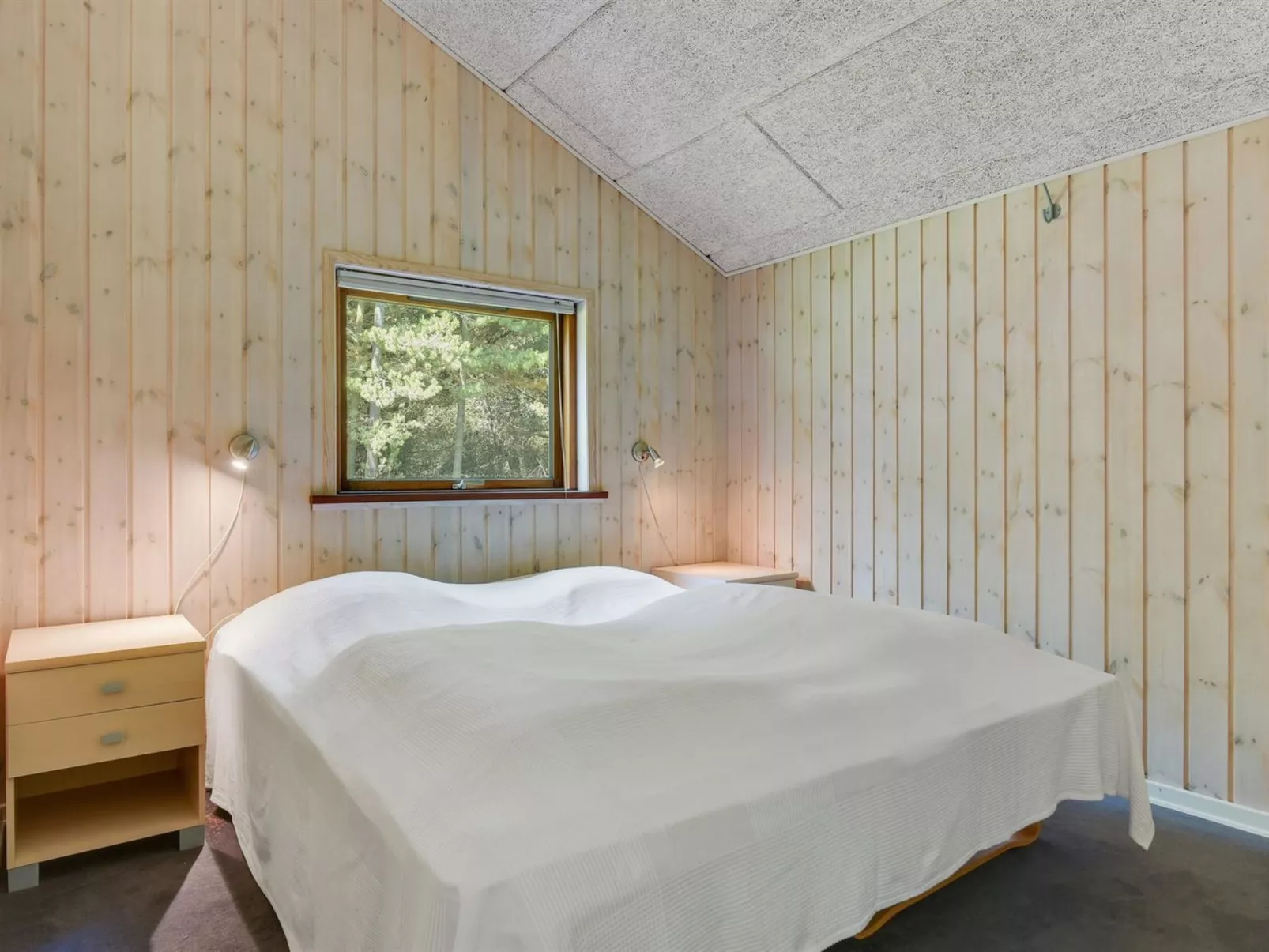 "Jonas" - 2.4km from the sea-Inside