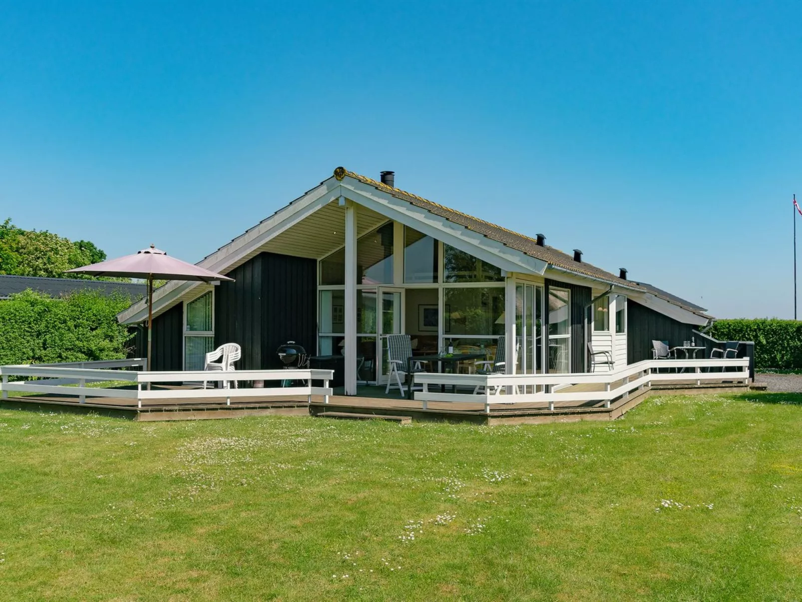 "Maybritt" - 100m from the sea-Outside