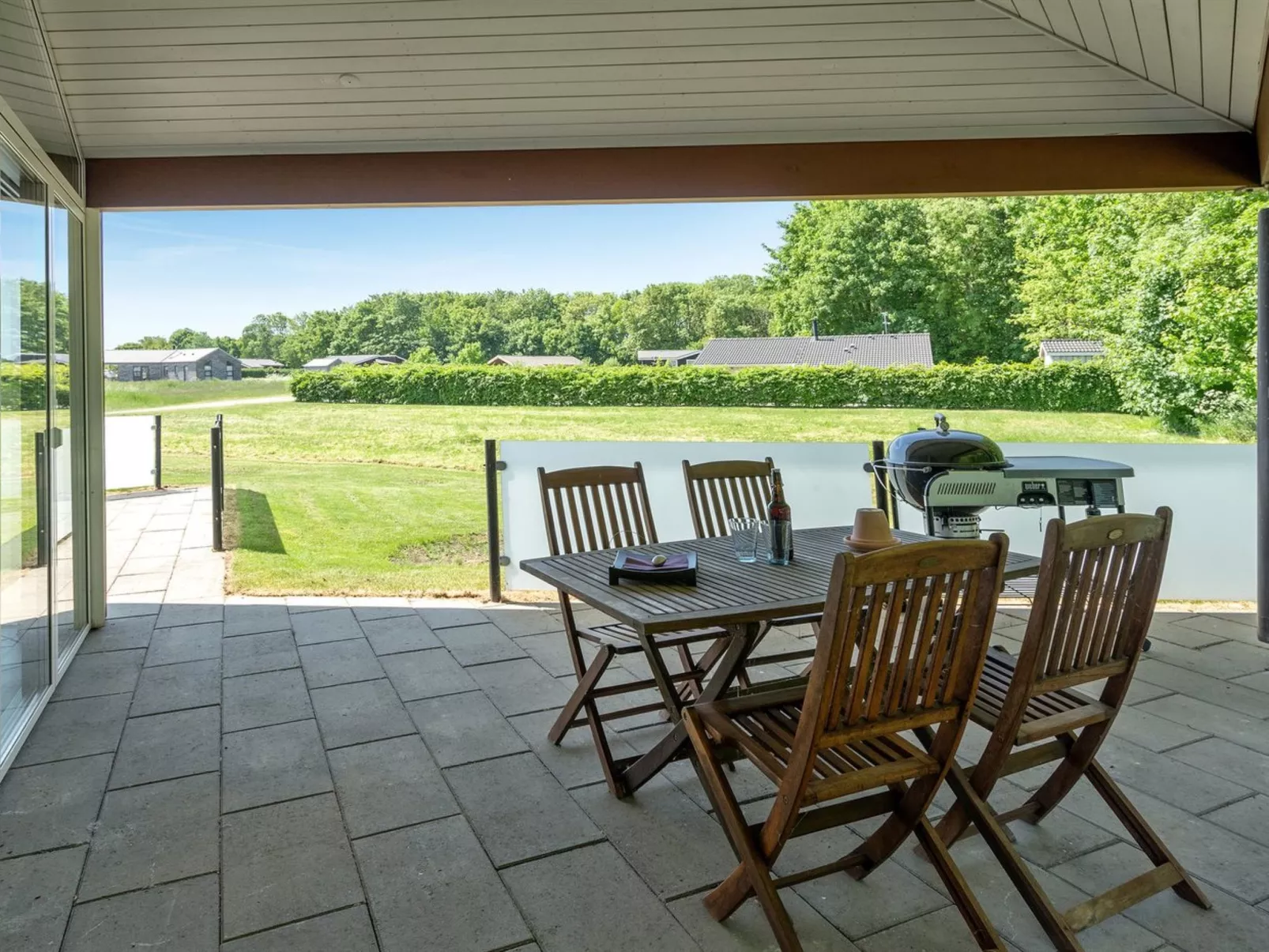 "Helena" - 250m from the sea-Outside