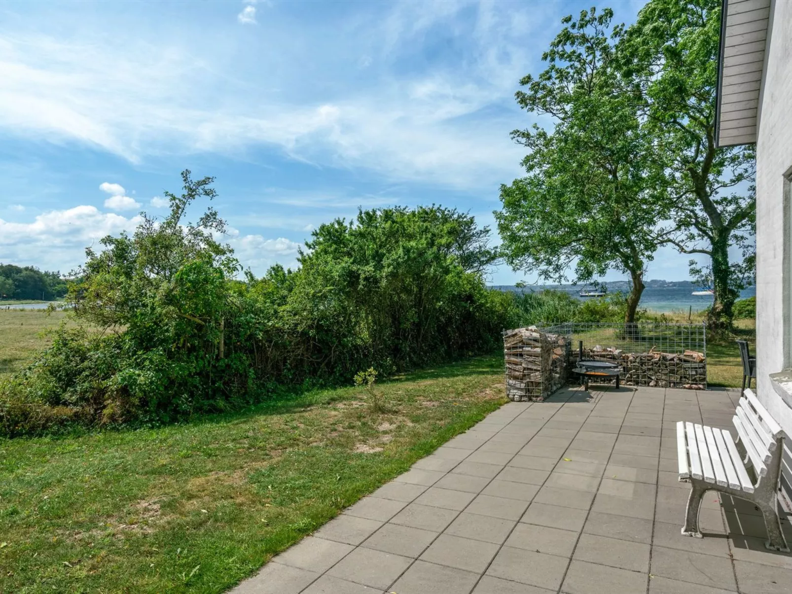 "Jeppe" - 50m to the fjord-Outside