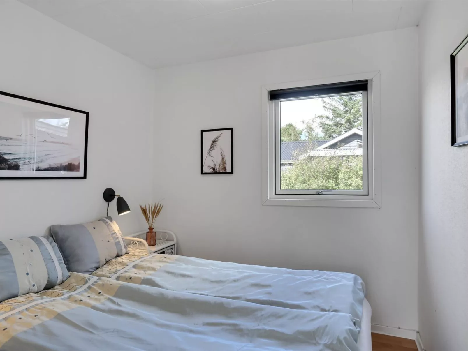 "Ika" - 600m from the sea-Drinnen