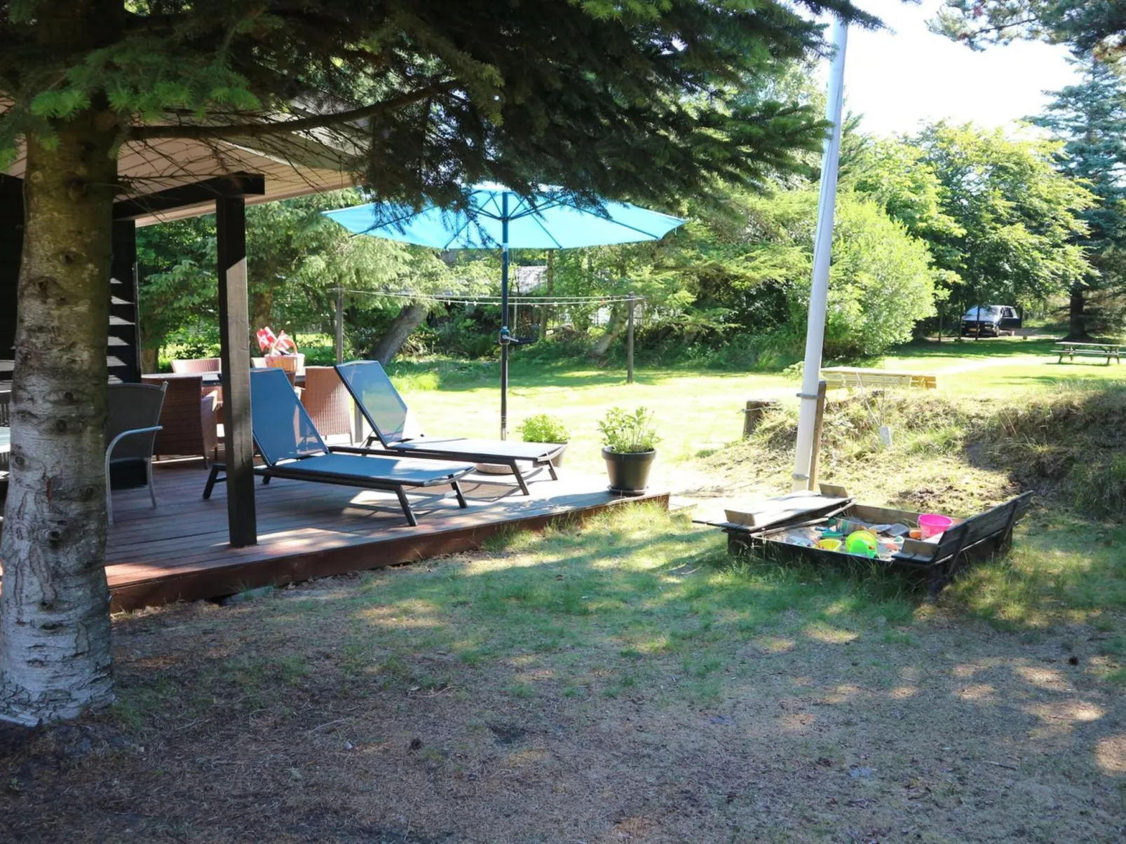 "France" - 1.1km from the sea-Draußen