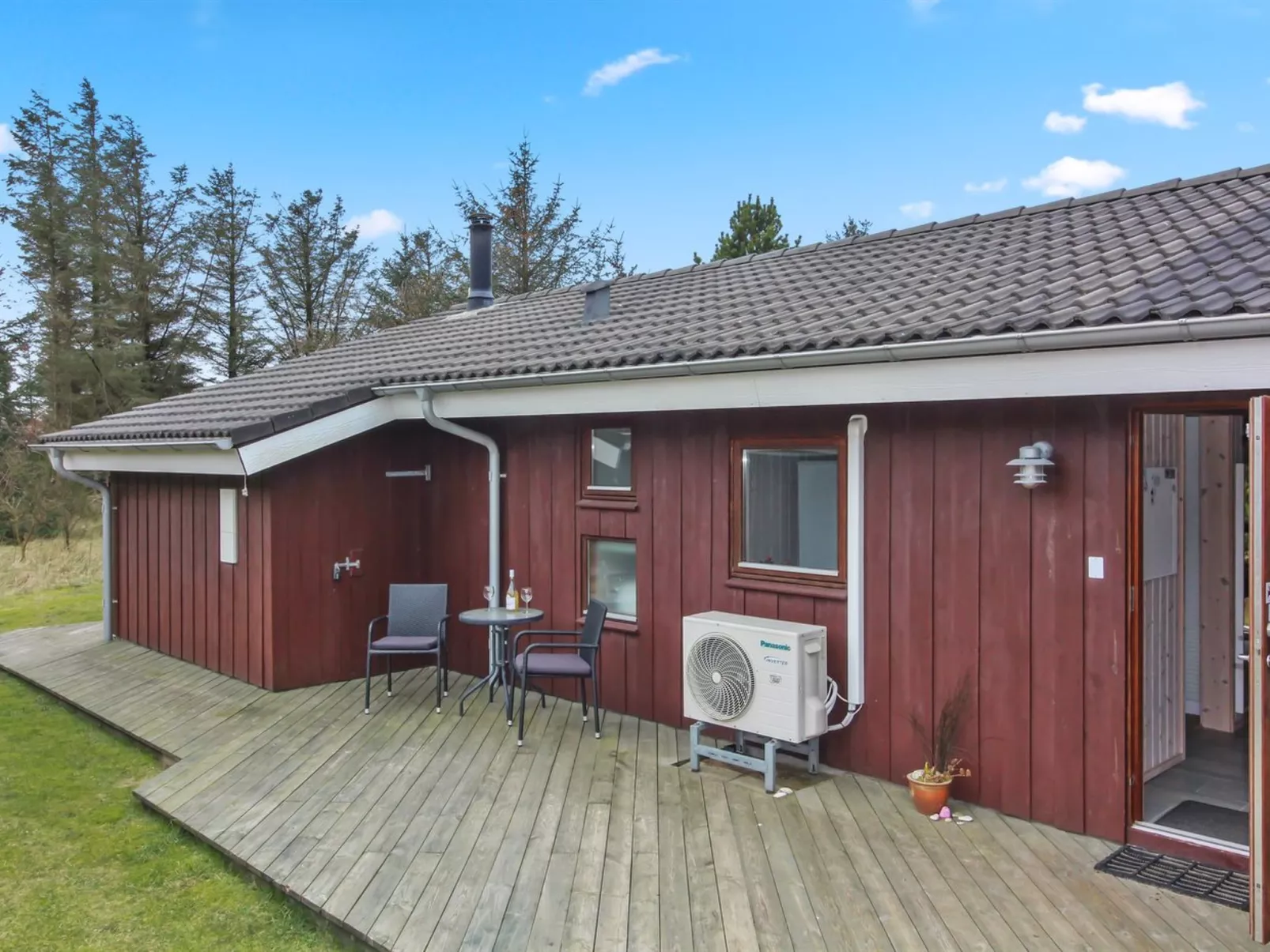 "Arngerd" - 450m from the sea-Draußen