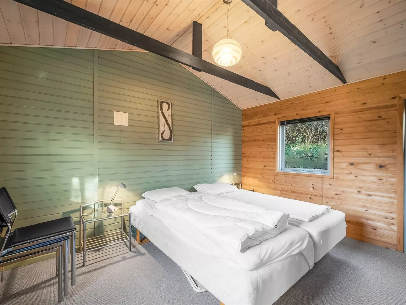 "Alpi" - 250m to the fjord-Inside