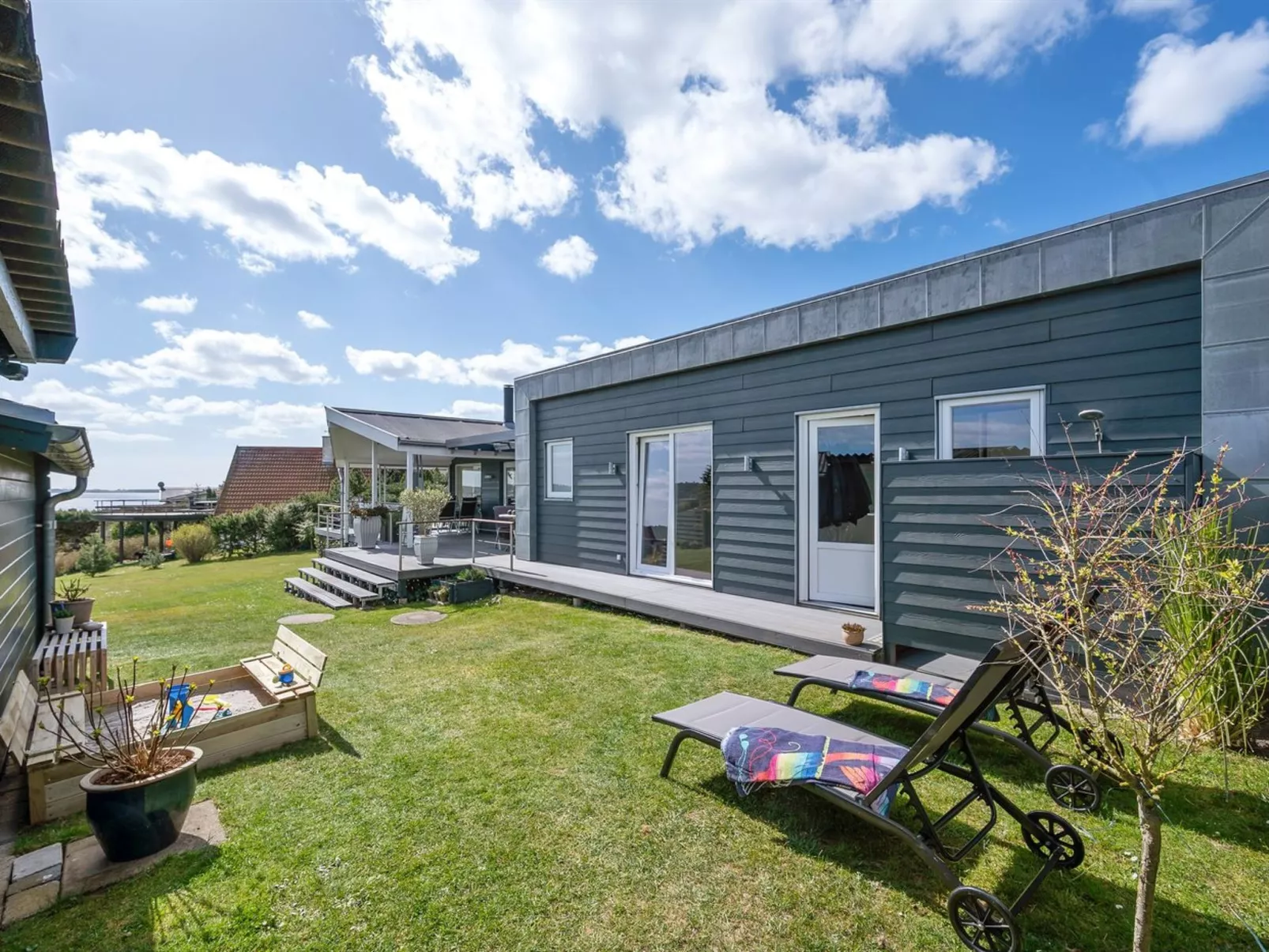 "Kuno" - 300m from the sea-Dehors