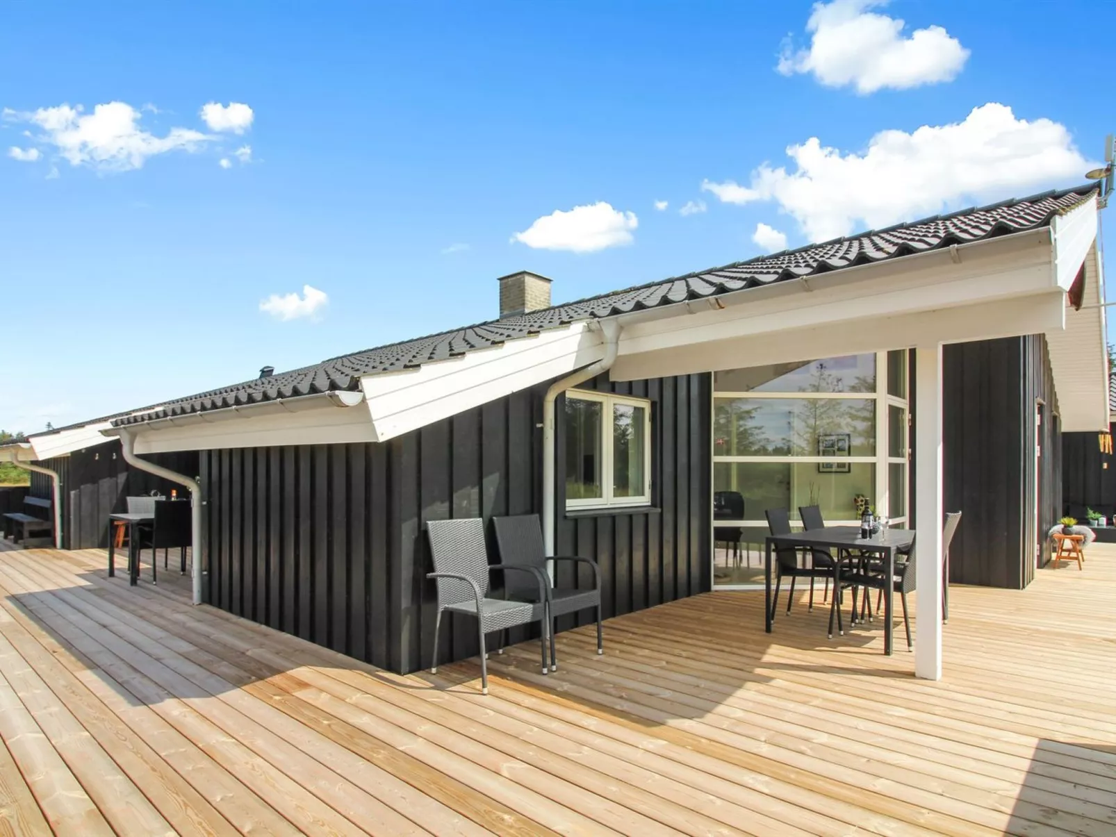 "Mayke" - 900m from the sea-Dehors