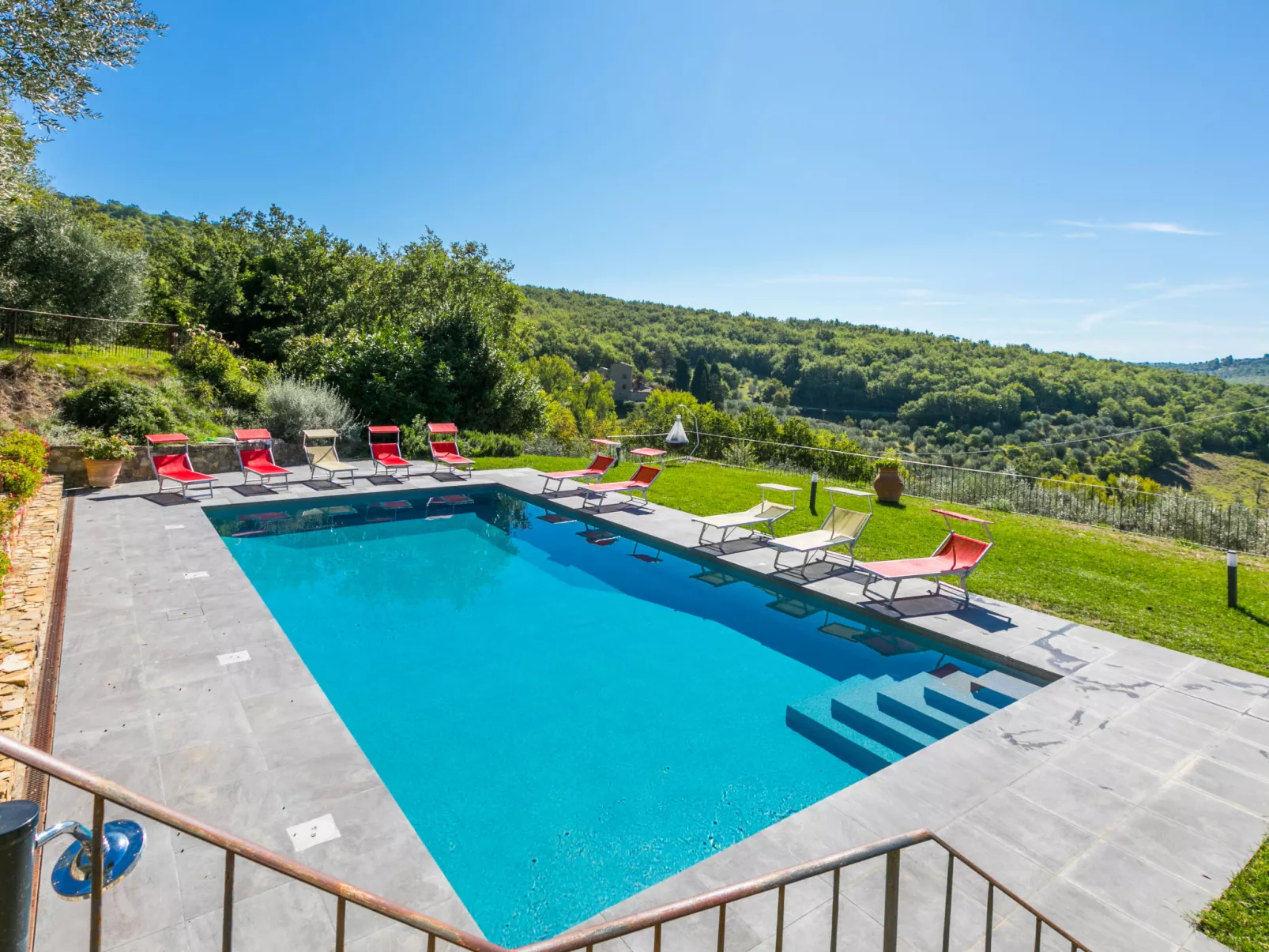 Badia a Passignano-Outside