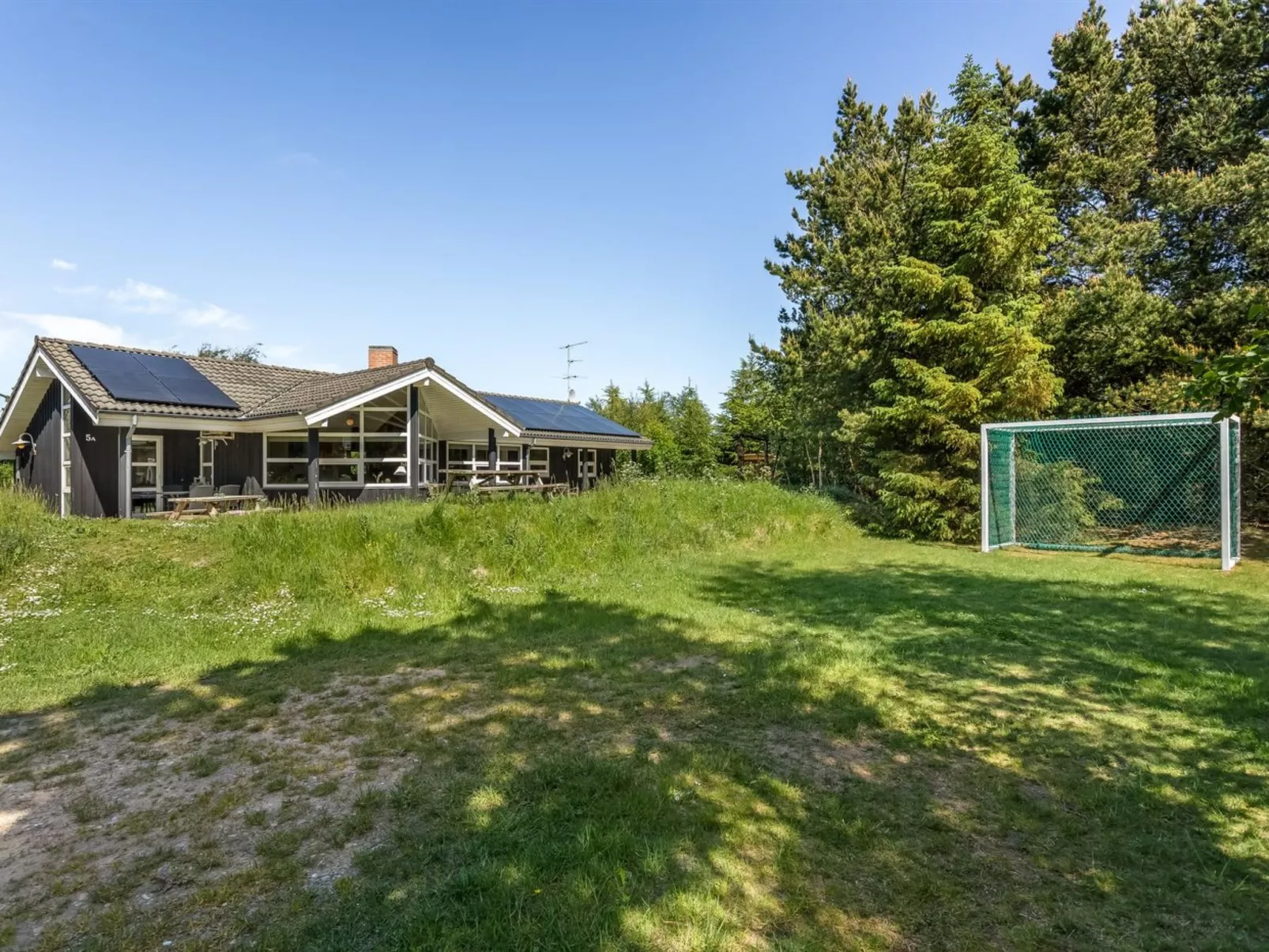 "Winder" - 1.3km from the sea-Outside