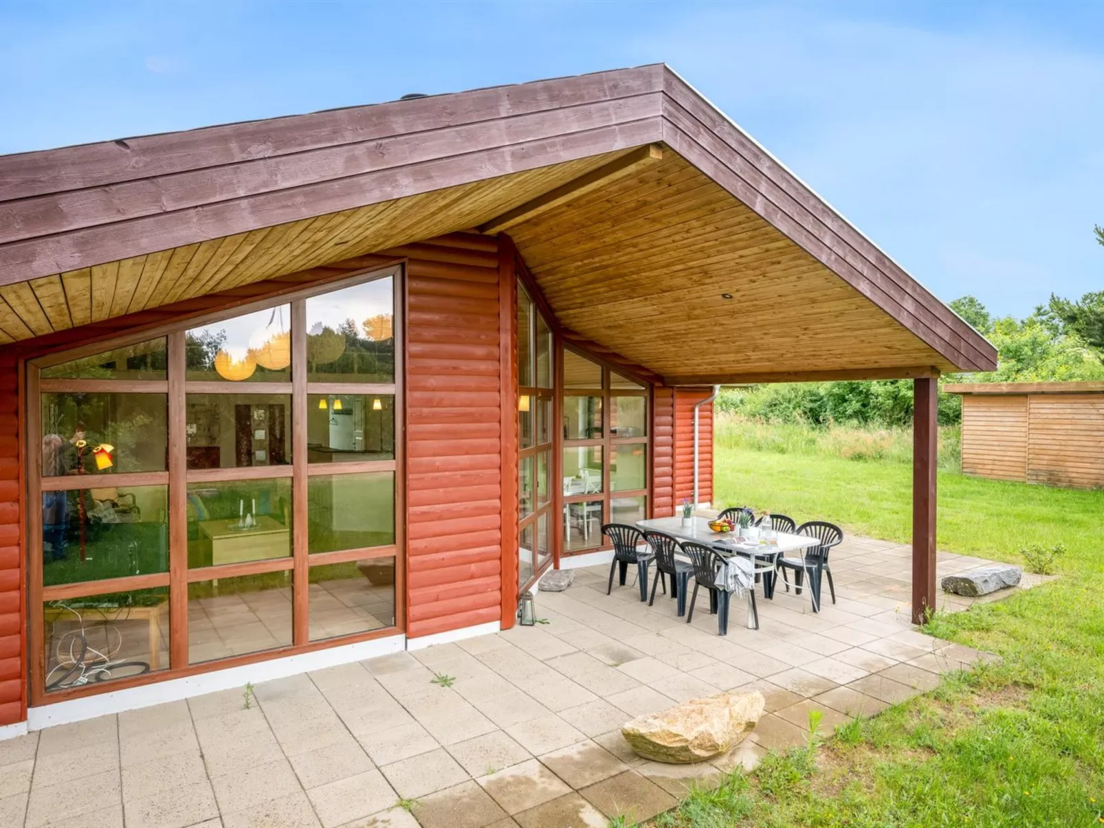 "Silvia" - 300m to the fjord-Draußen