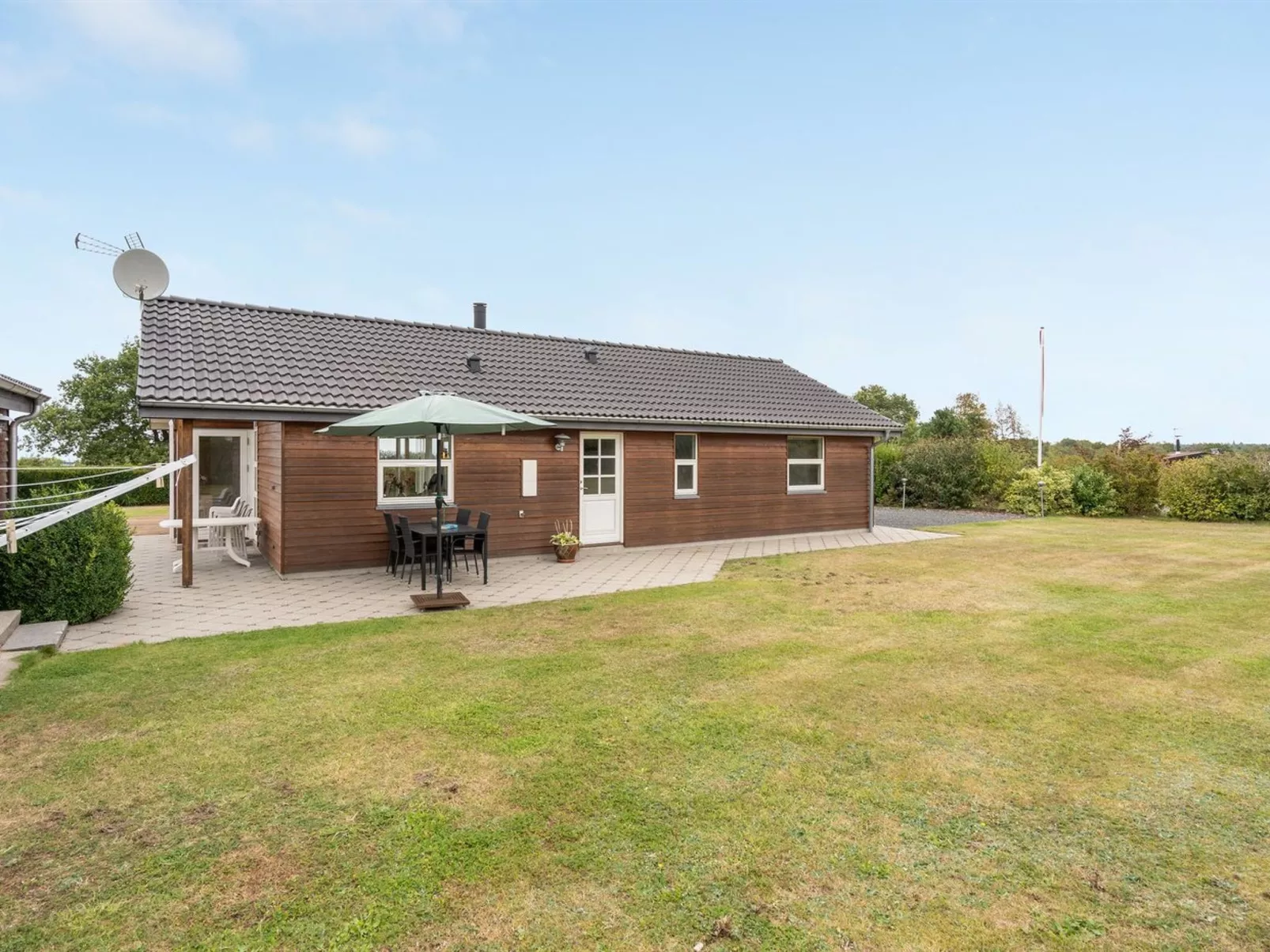 "Kimi" - 800m from the sea-Outside