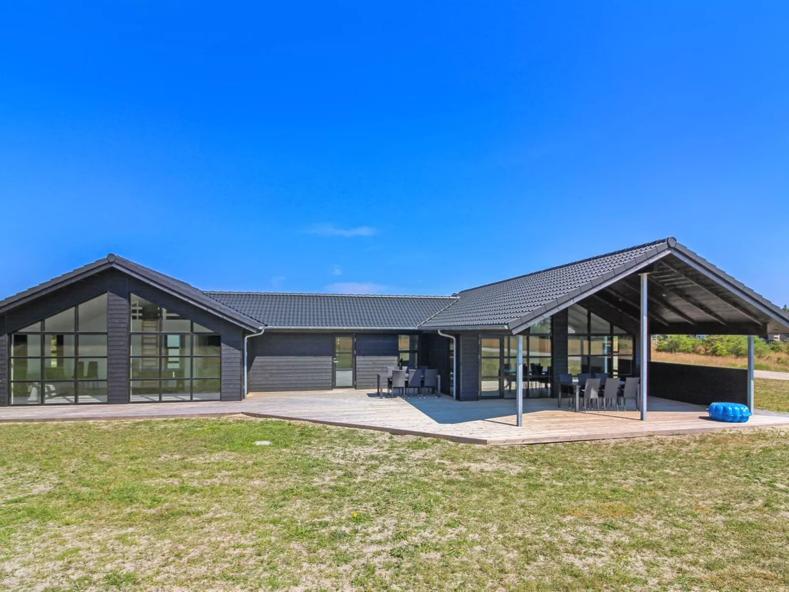 "Juho" - 900m from the sea-Outside