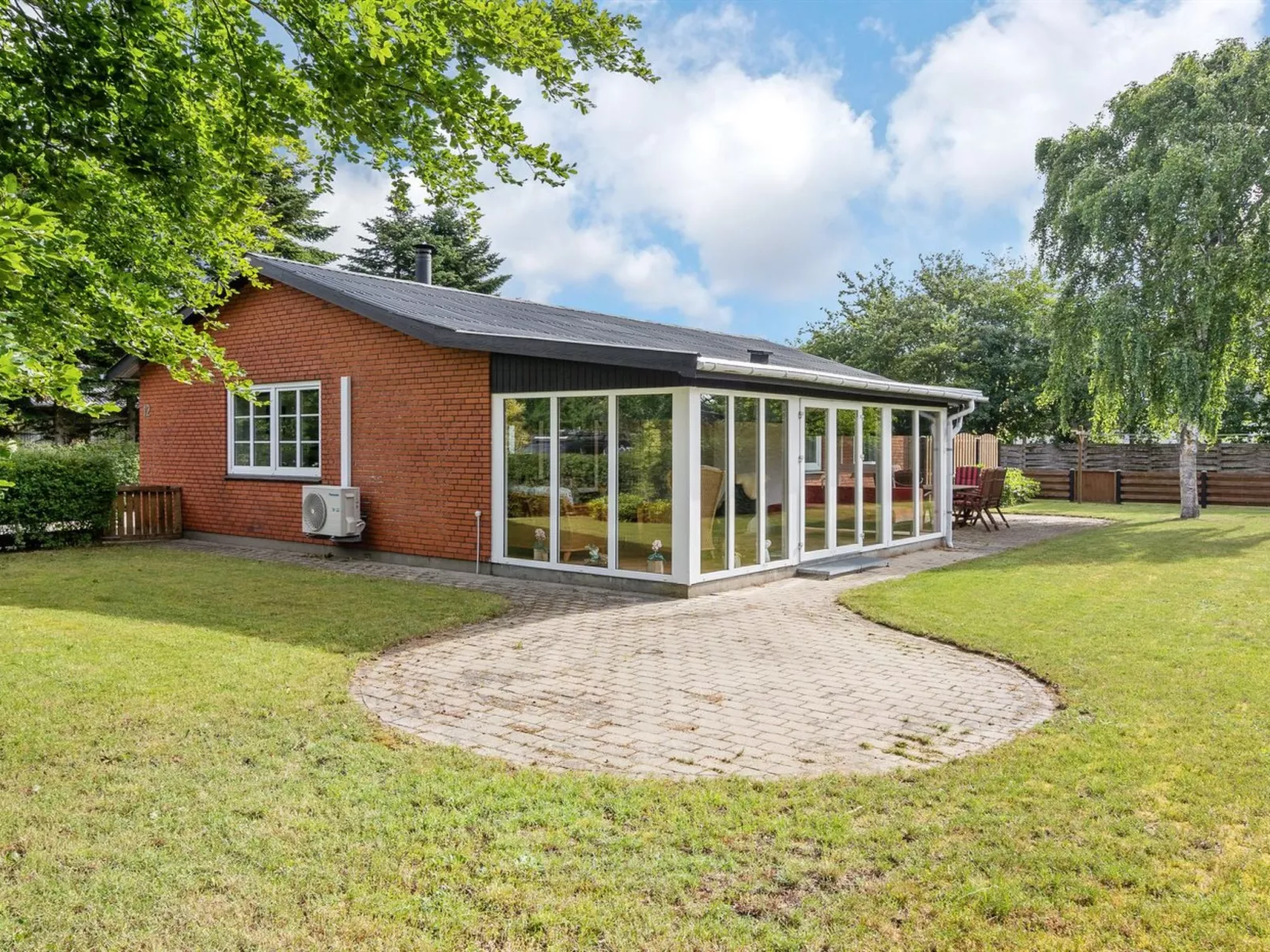 "Philip" - 2km from the sea-Outside