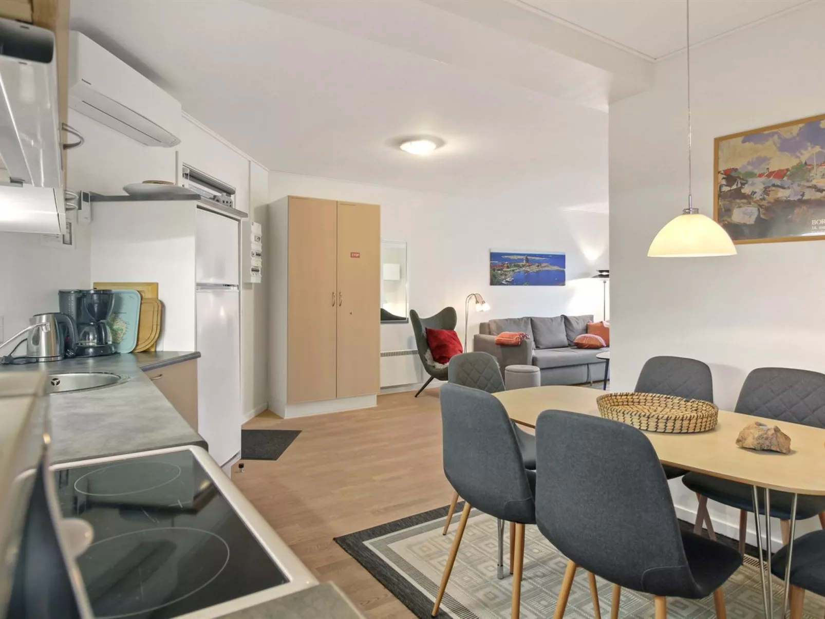 "Gjuro" - 50m from the sea-Drinnen