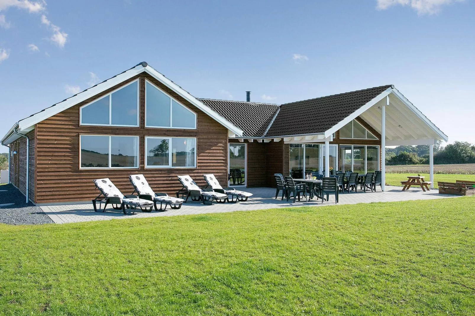 Maison de vacances pour 18 a Bogense