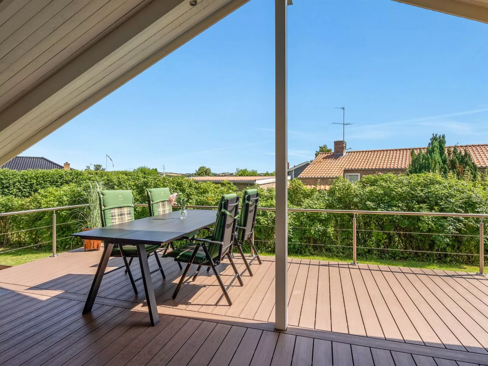 "Hwiting" - 200m from the sea-Outside