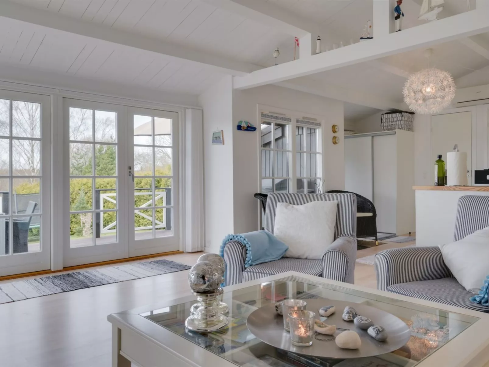 "Ylermi" - 1.5km from the sea-Inside