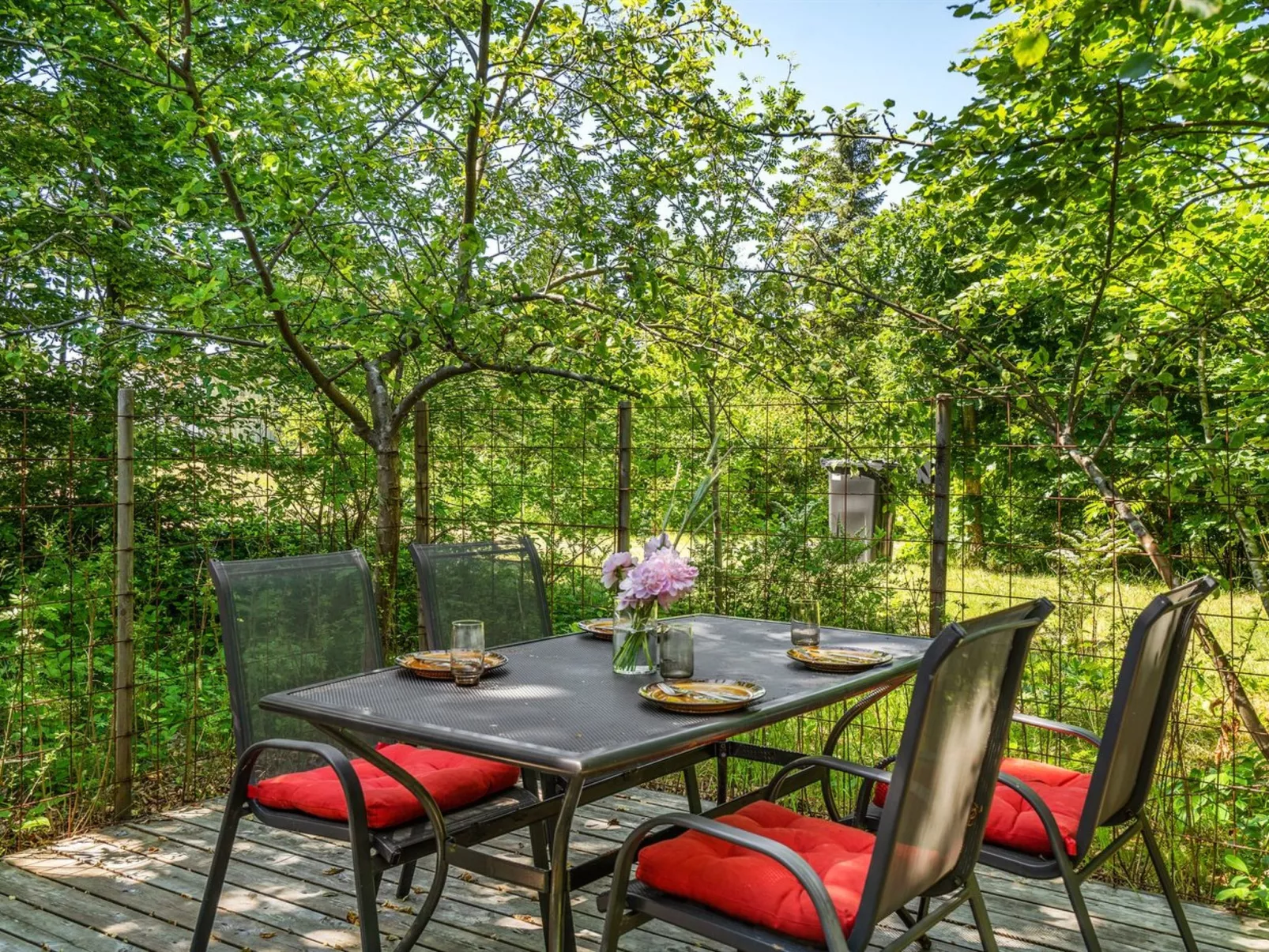 "Caya" - 450m to the fjord-Draußen