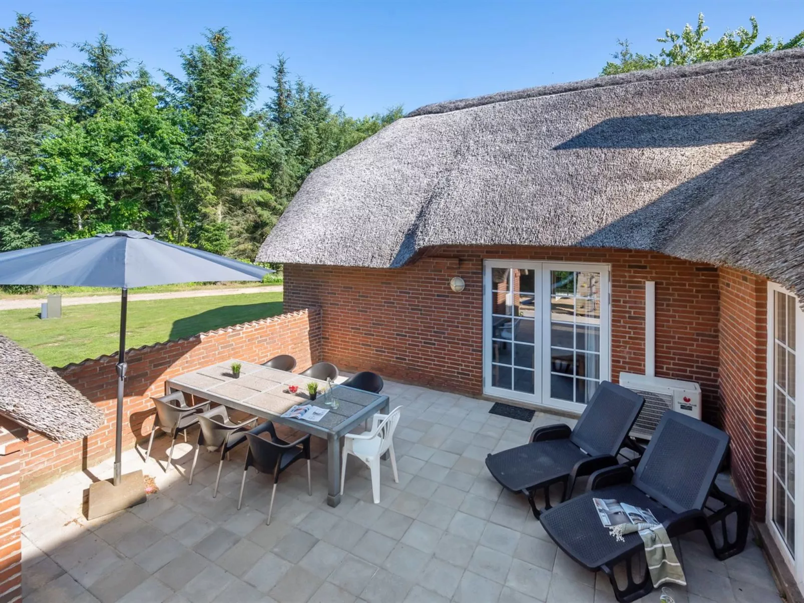 "Thana" - 1.4km from the sea-Dehors