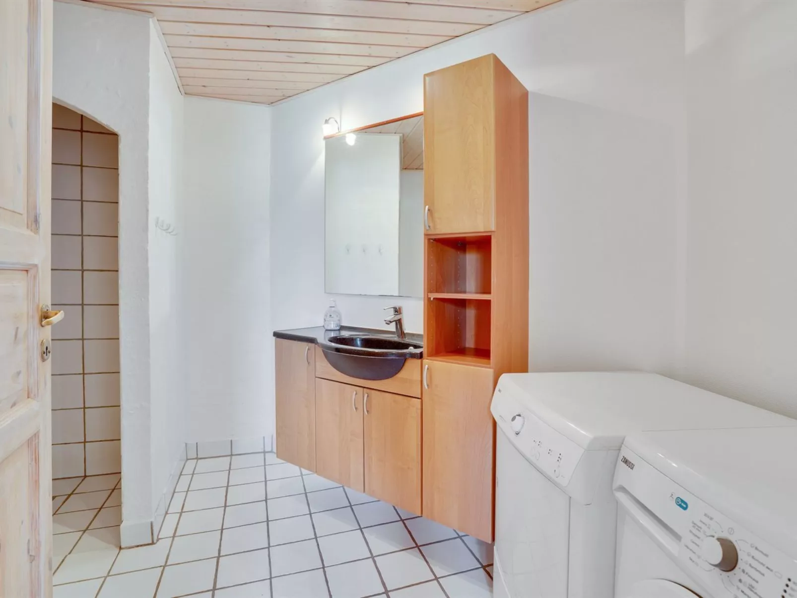 "Kristián" - 400m from the sea-Drinnen