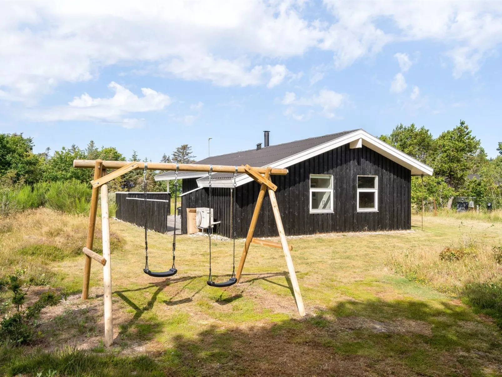 "Anahi" - 3km from the sea-Outside