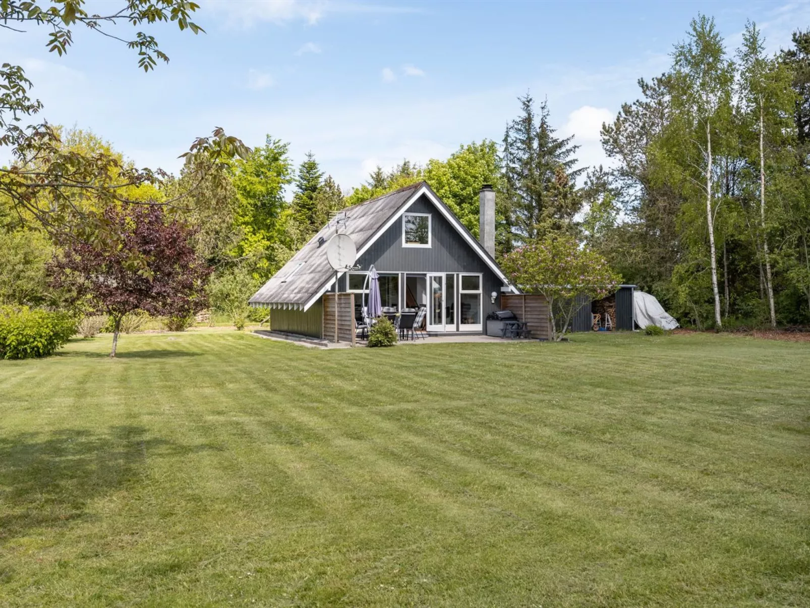 "Femija" - 500m to the fjord-Outside