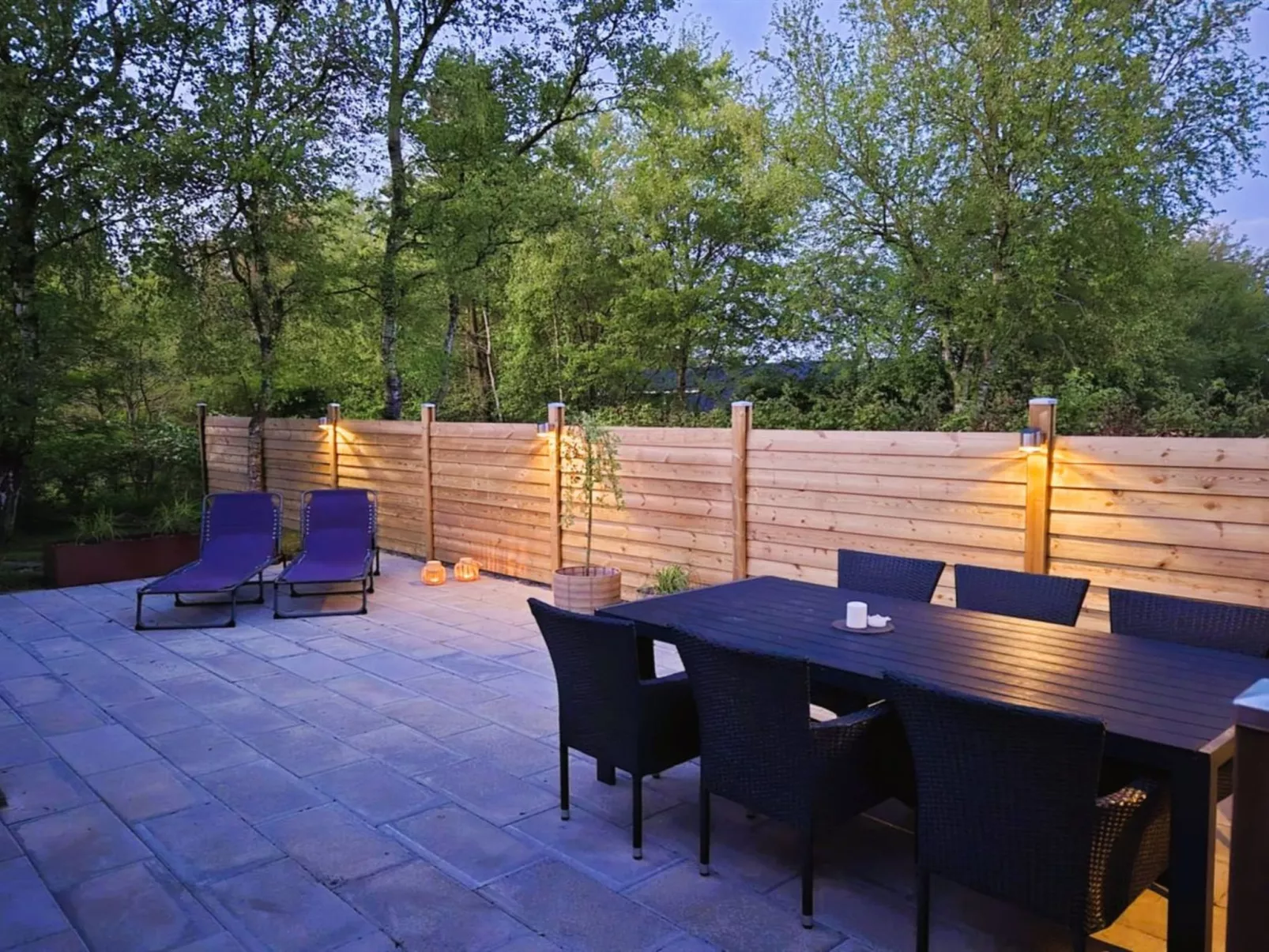 "Gundis" - 500m to the fjord-Outside