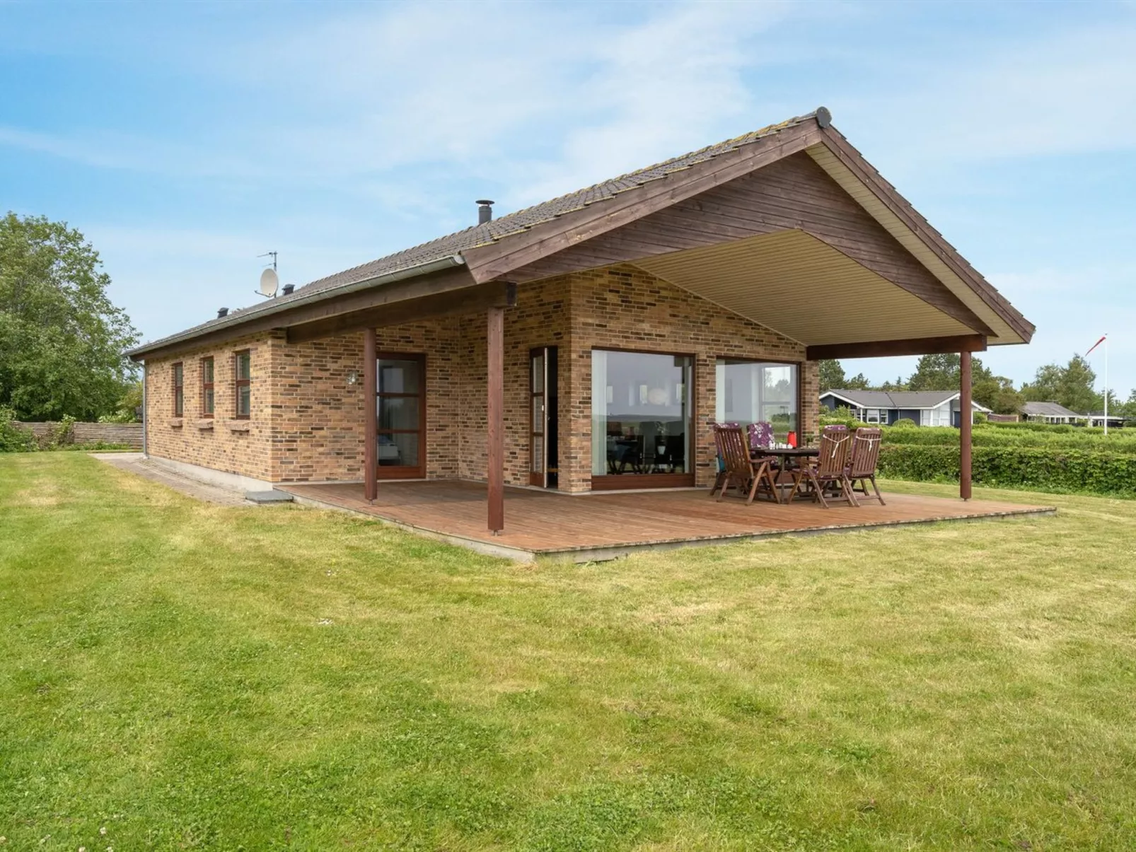 "Roope" - 50m from the sea-Draußen