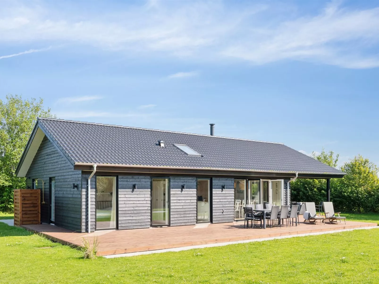 "Hasten" - 600m from the sea-Outside