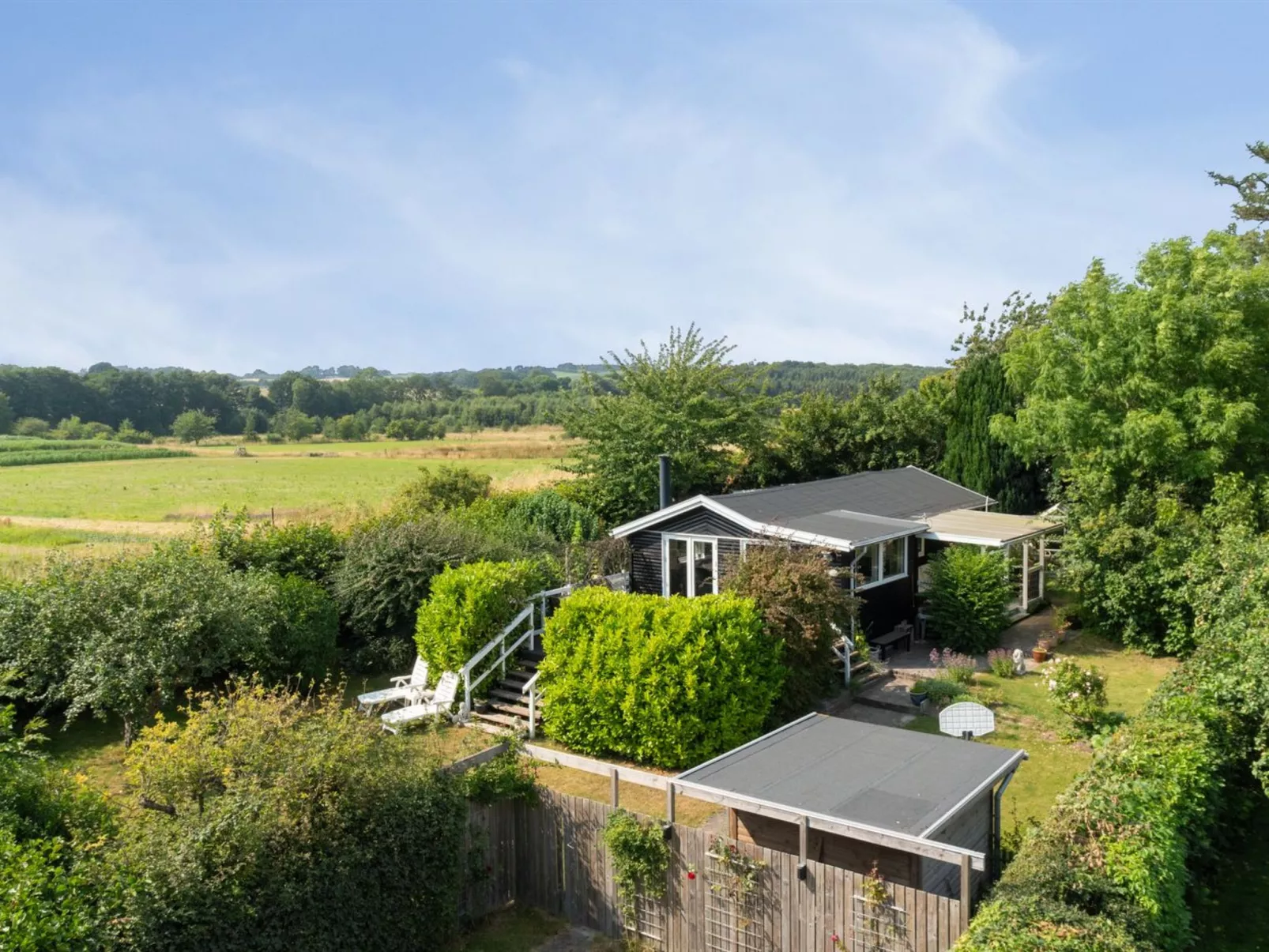 "Lelle" - 350m from the sea-Outside