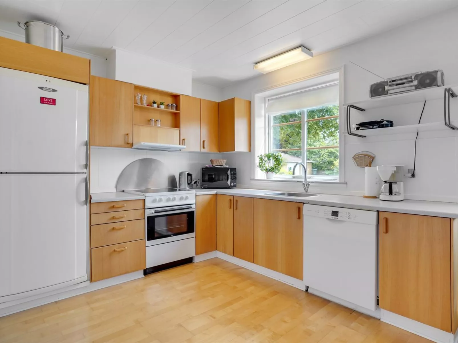 "Marka" - 2.5km from the sea-Dedans