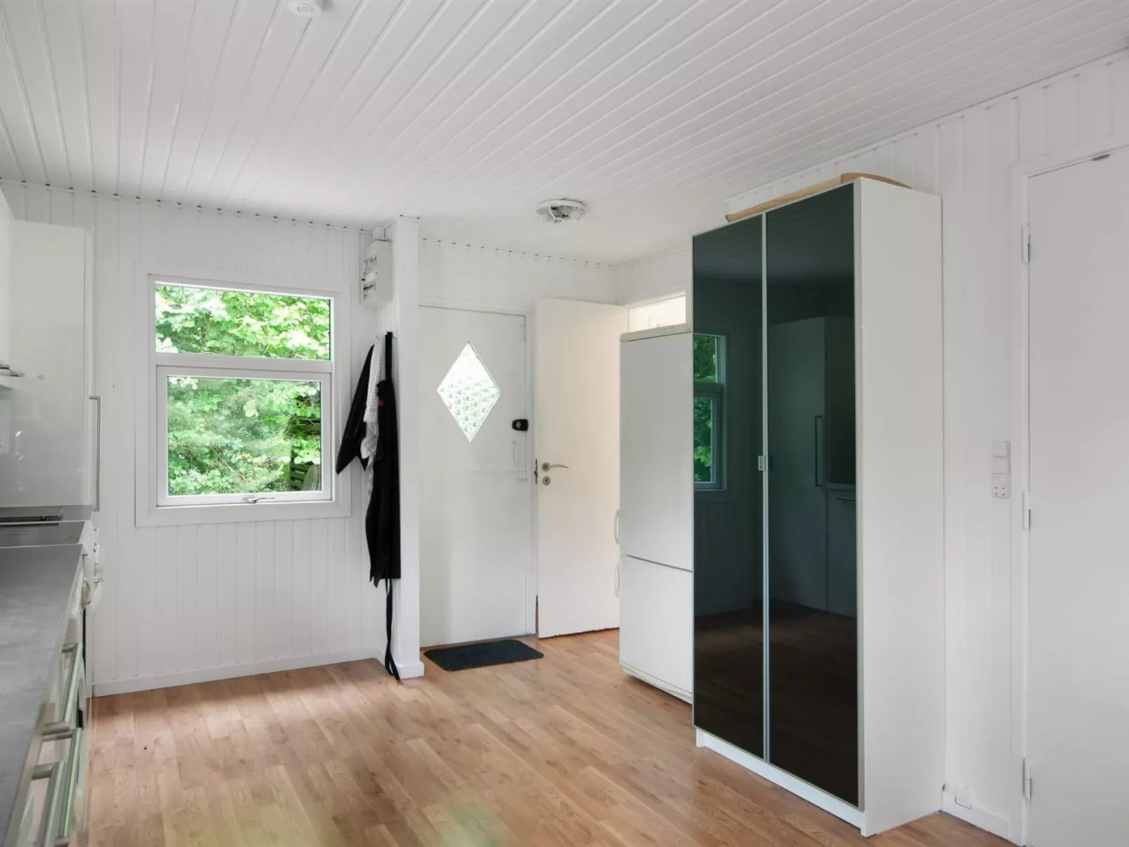 "Hilde" - 1.7km from the sea-Dedans