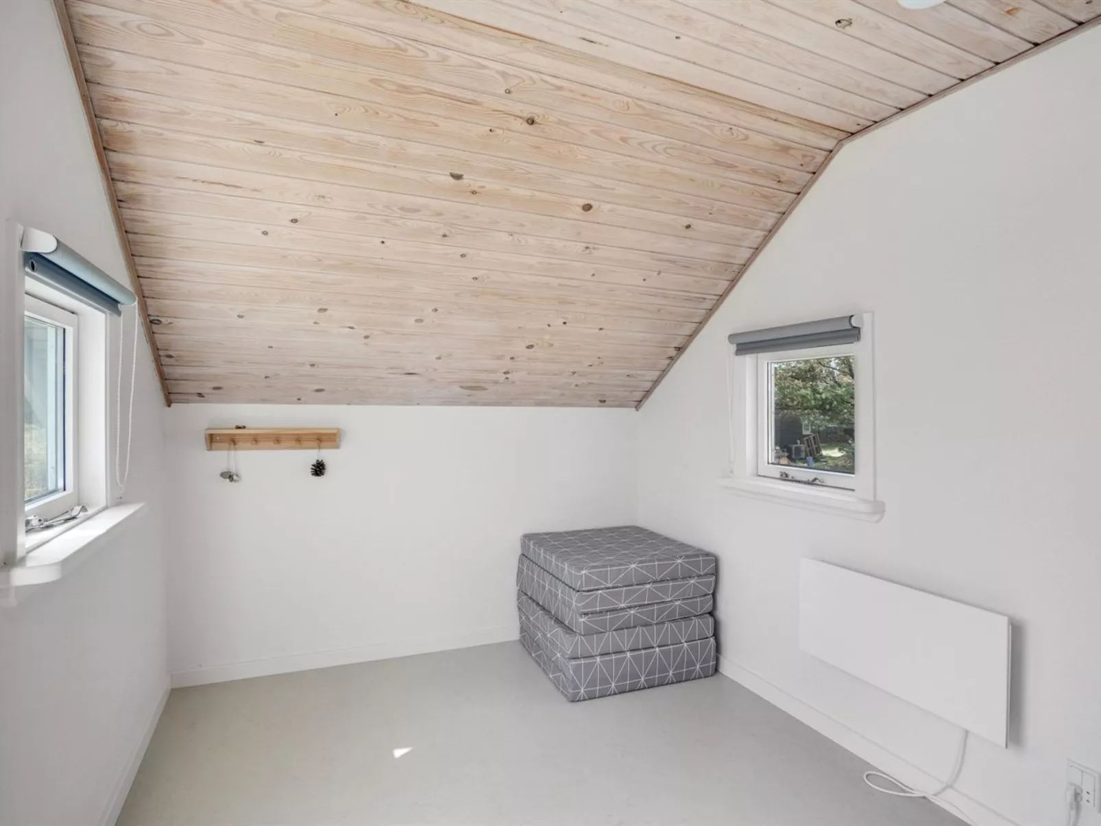 "Absolon" - 1.5km from the sea-Inside