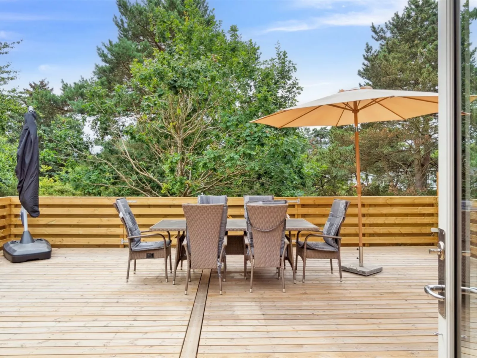 "Roir" - 250m from the sea-Outside