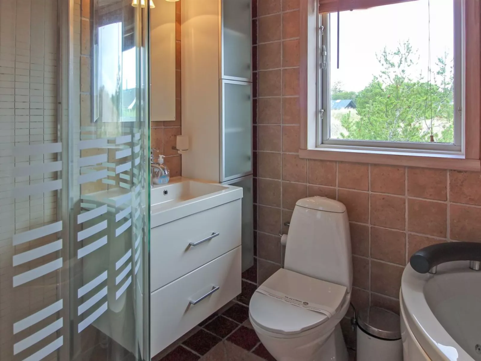 "Lewe" - 150m from the sea-Drinnen