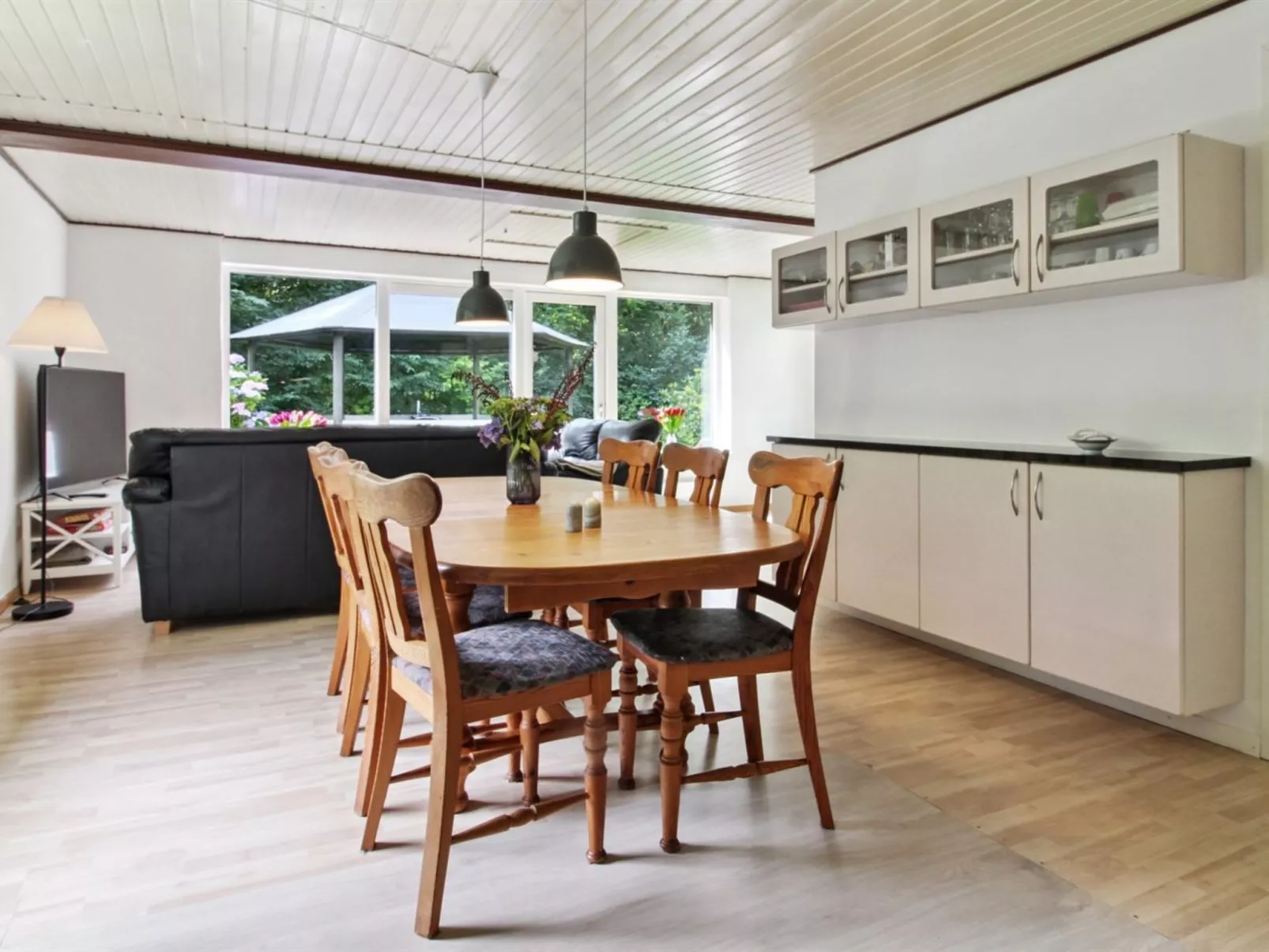 "Florinka" - 31km from the sea-Drinnen