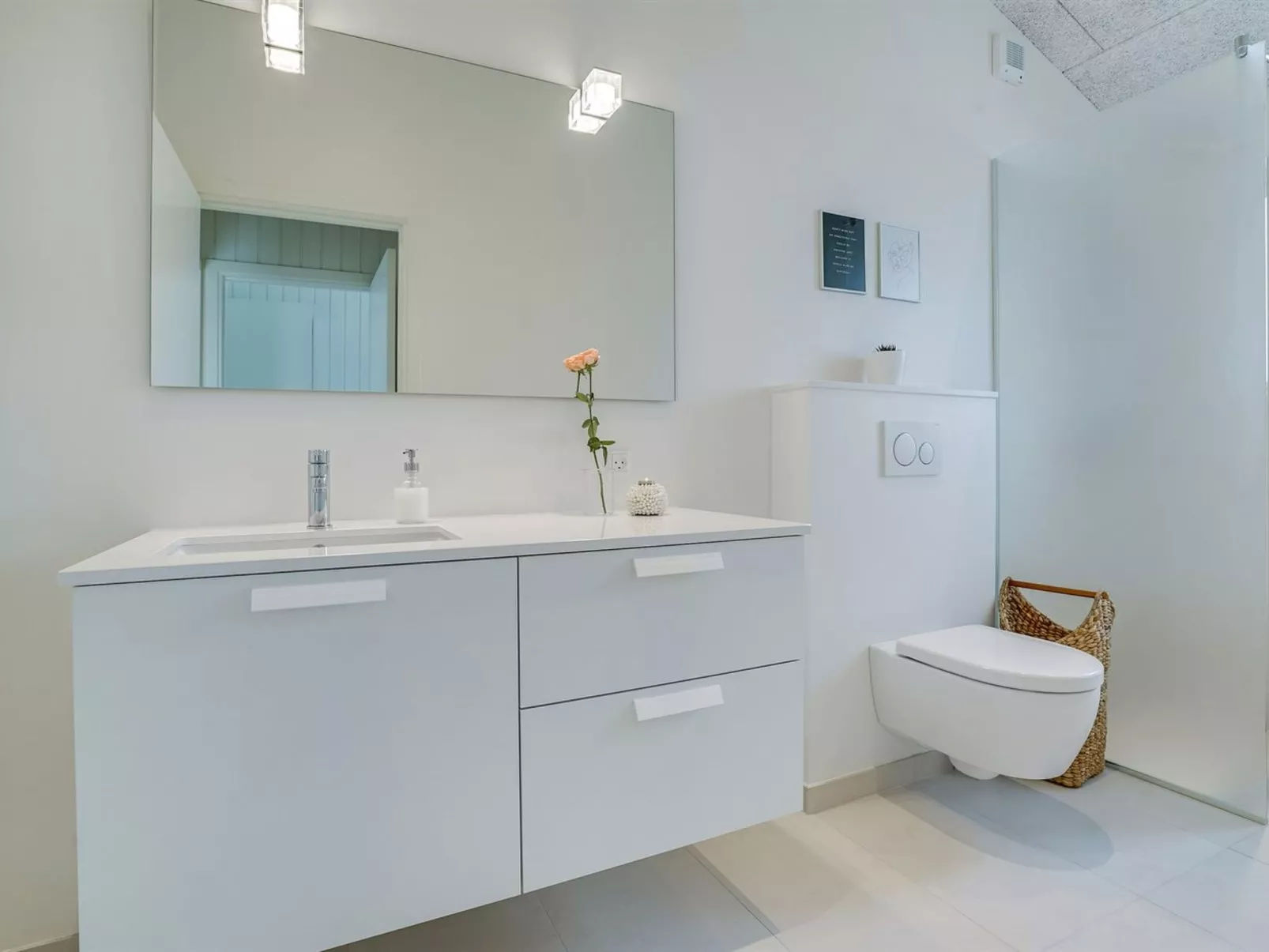 "Helli" - 650m from the sea-Inside