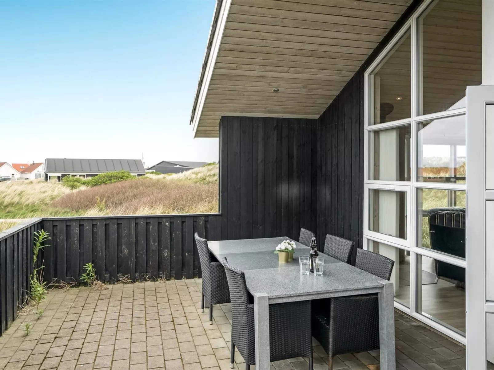 "Frido" - 400m from the sea-Draußen