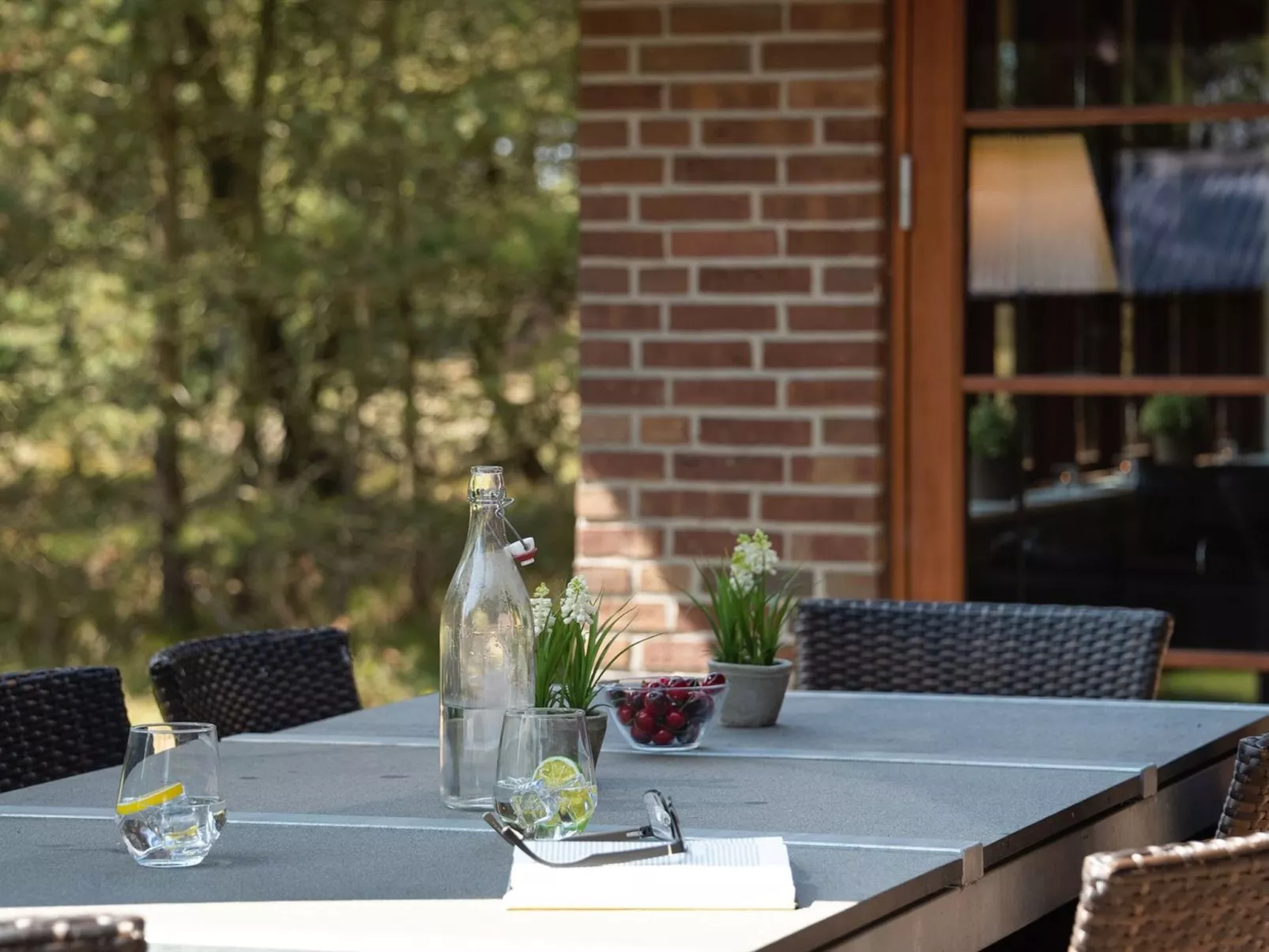 "Satzur" - 800m from the sea-Outside