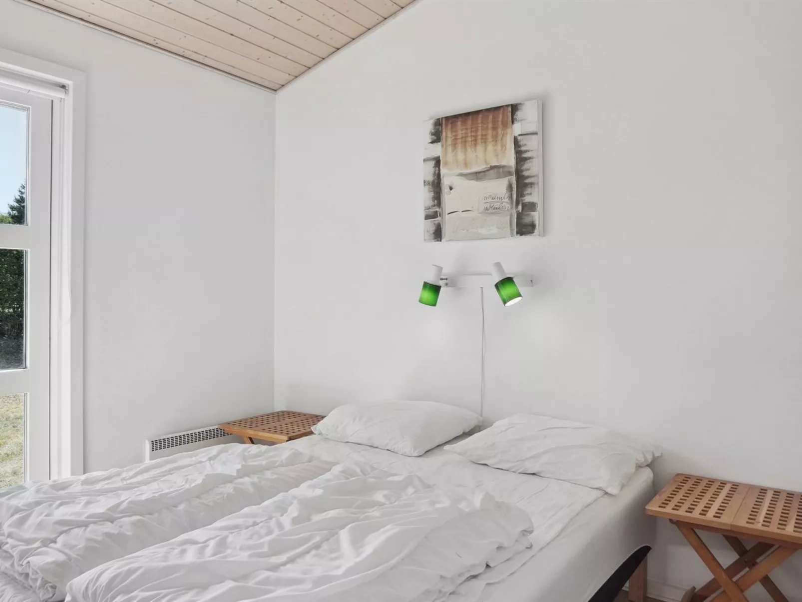 "Bertram" - 1.9km from the sea-Inside