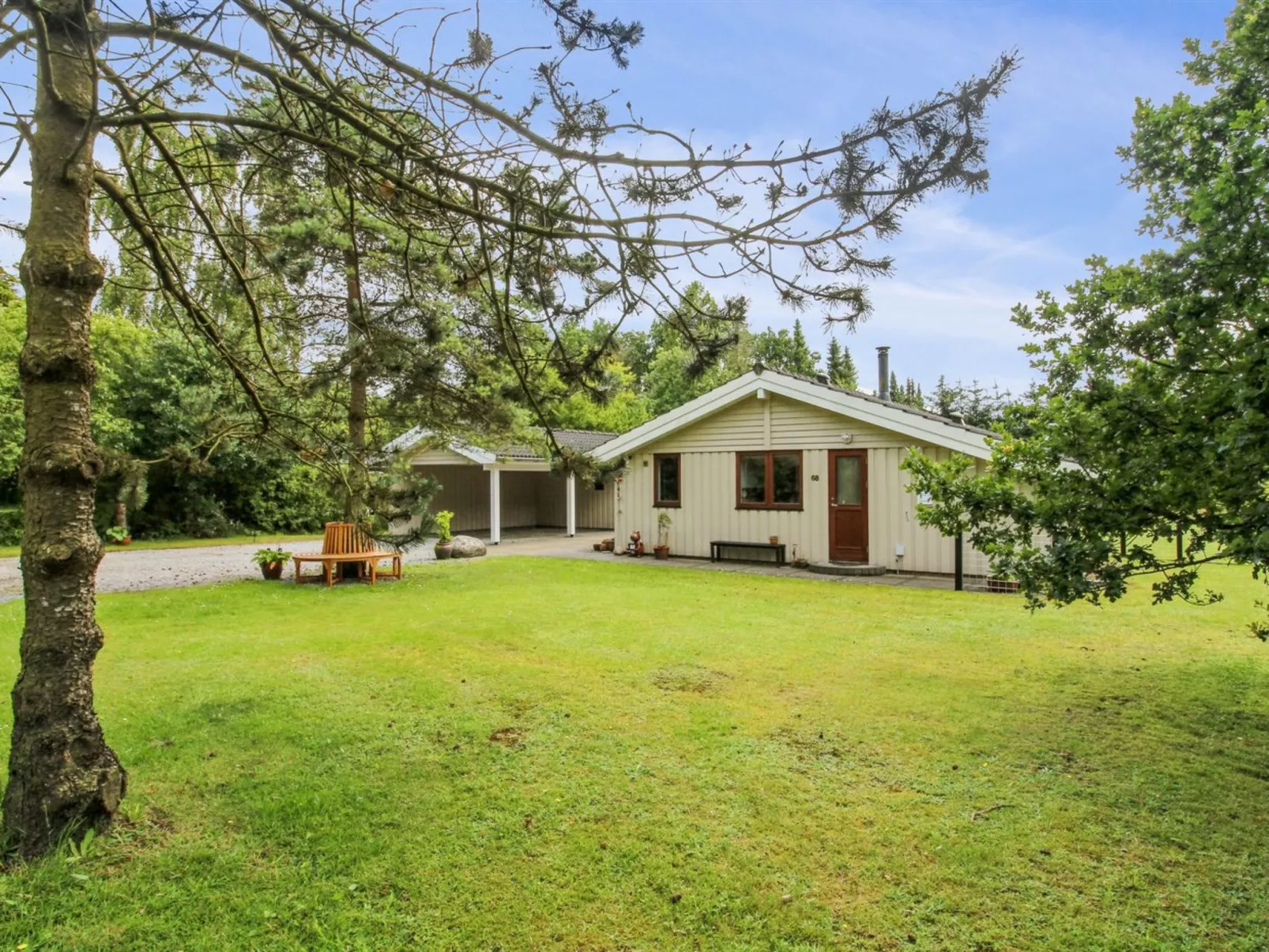 "Arvi" - 30km from the sea-Draußen