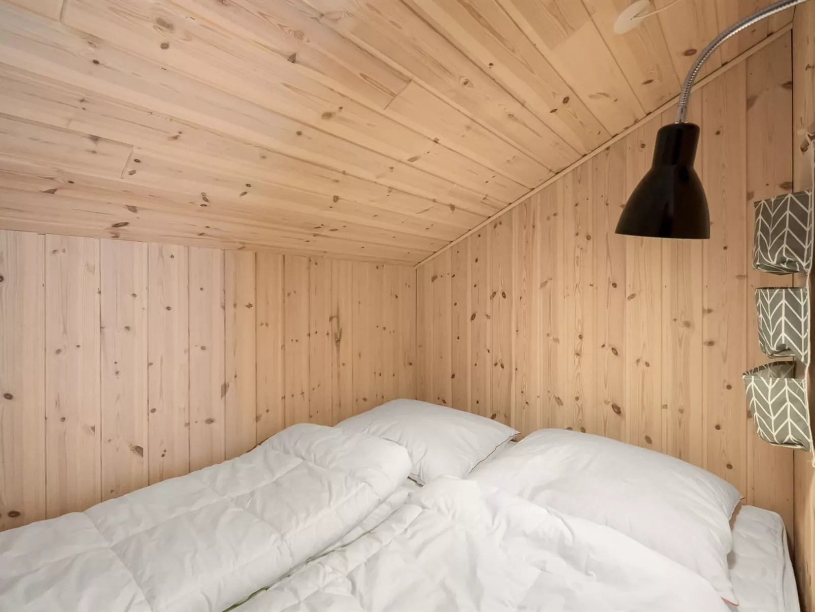 "Clement" - 500m to the fjord-Dedans