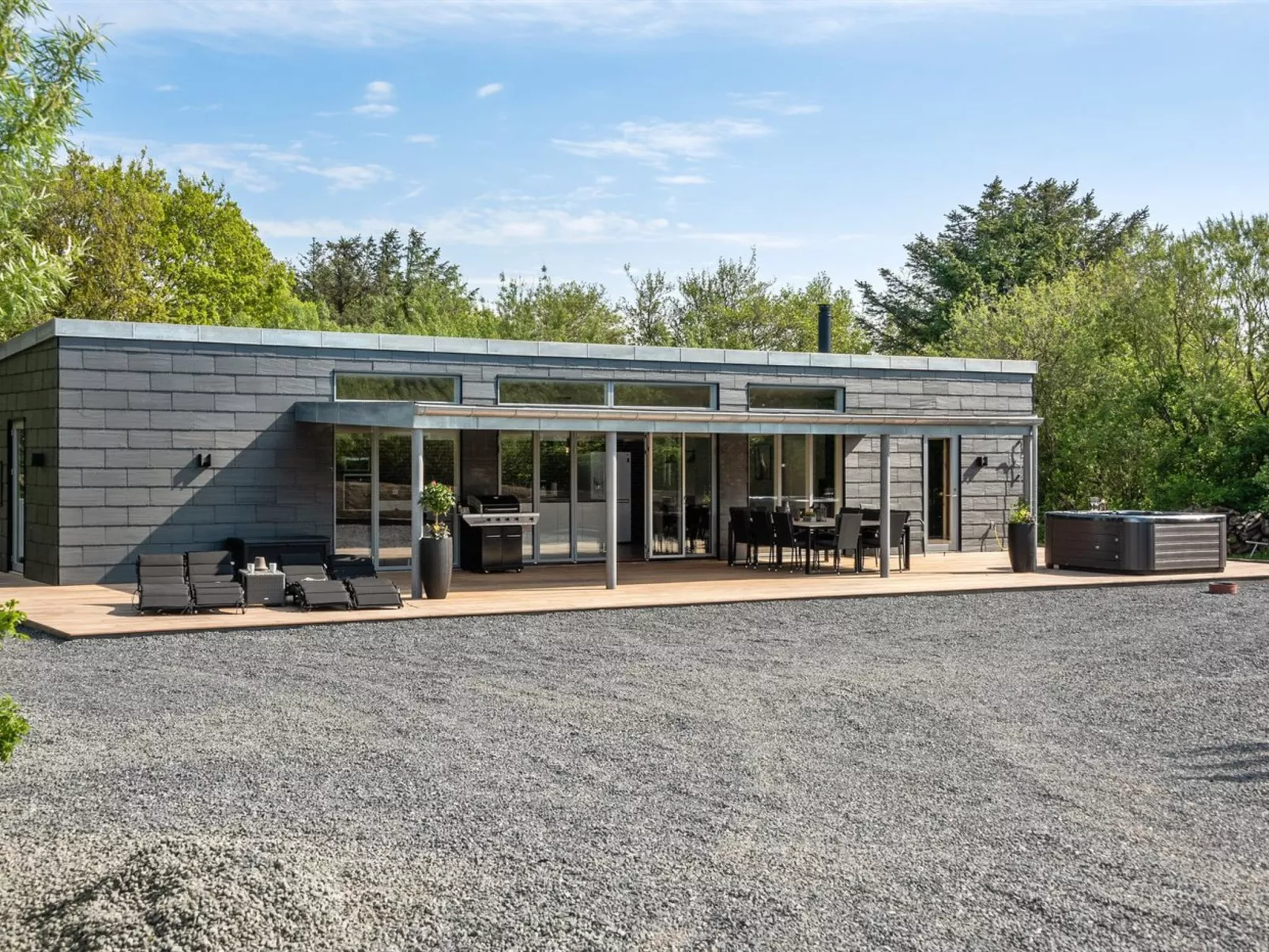 "Hiorulf" - 1.4km from the sea-Outside