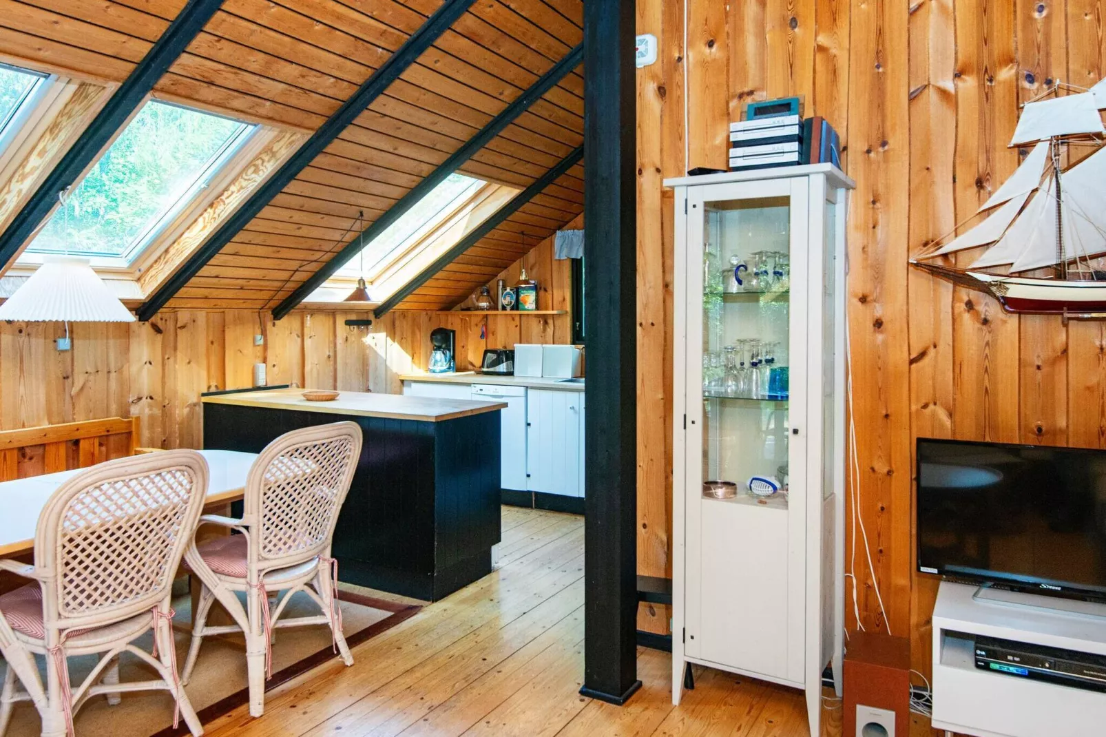 5 person holiday home in Glesborg-By Traum-Indoor