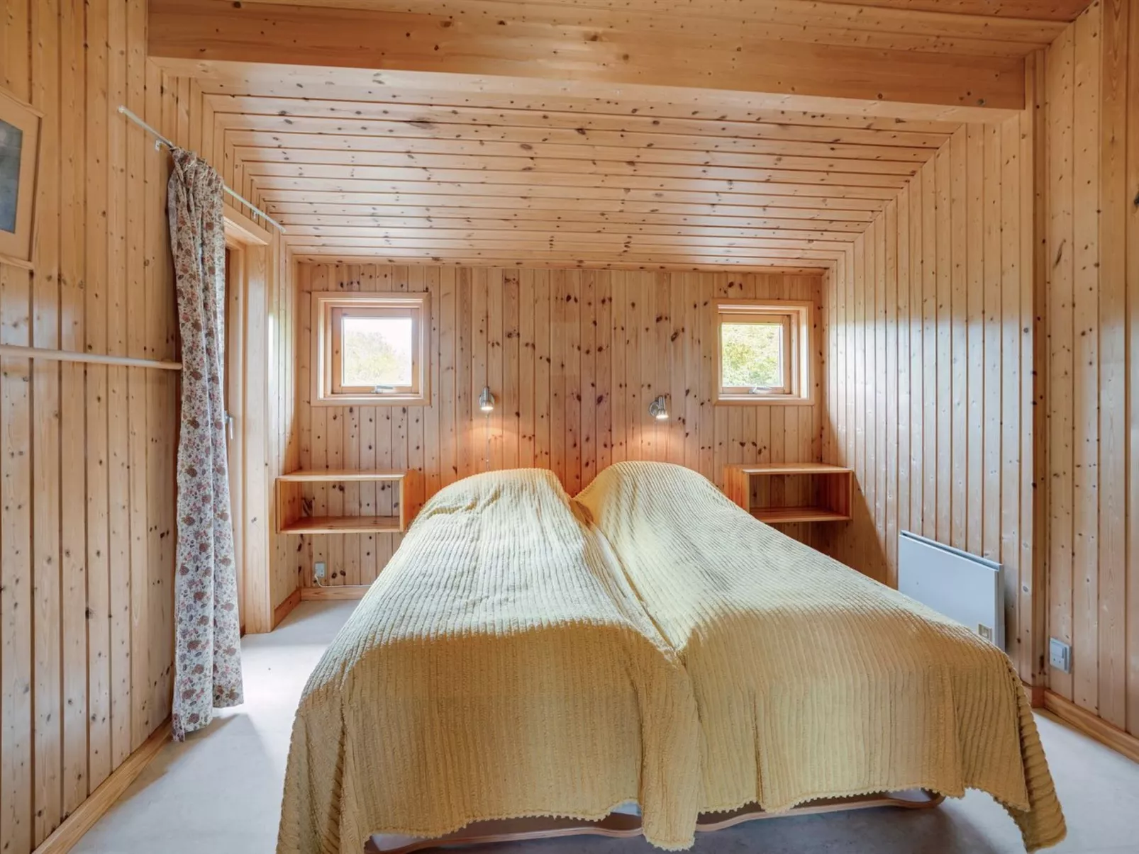 "Øgrim" - 204m from the sea-Inside