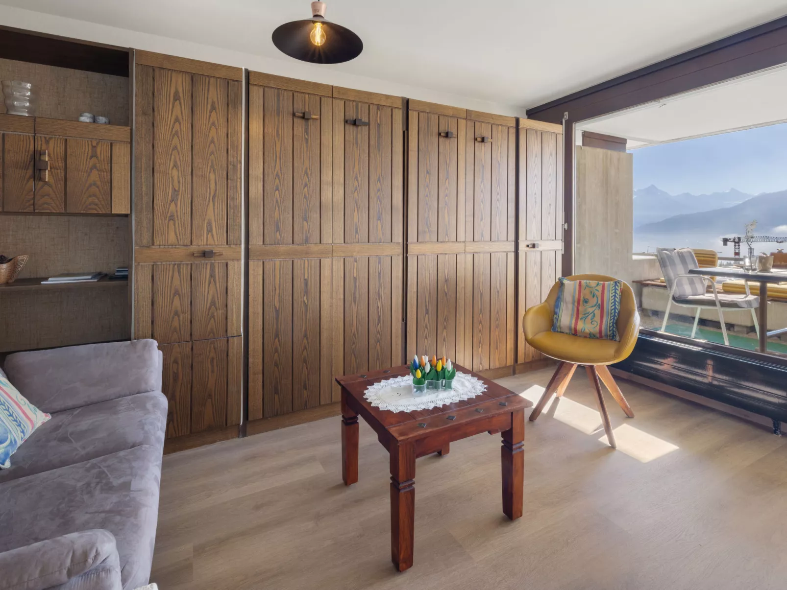 Jeanne D'Arc Apt. A-8-Inside