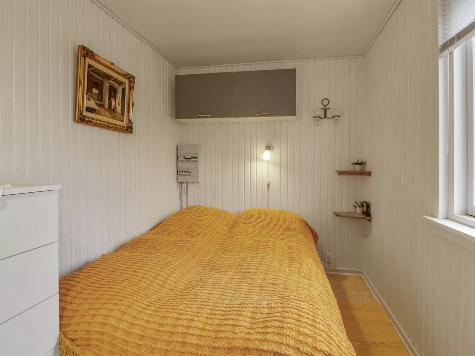 "Edvin" - 400m from the sea-Drinnen