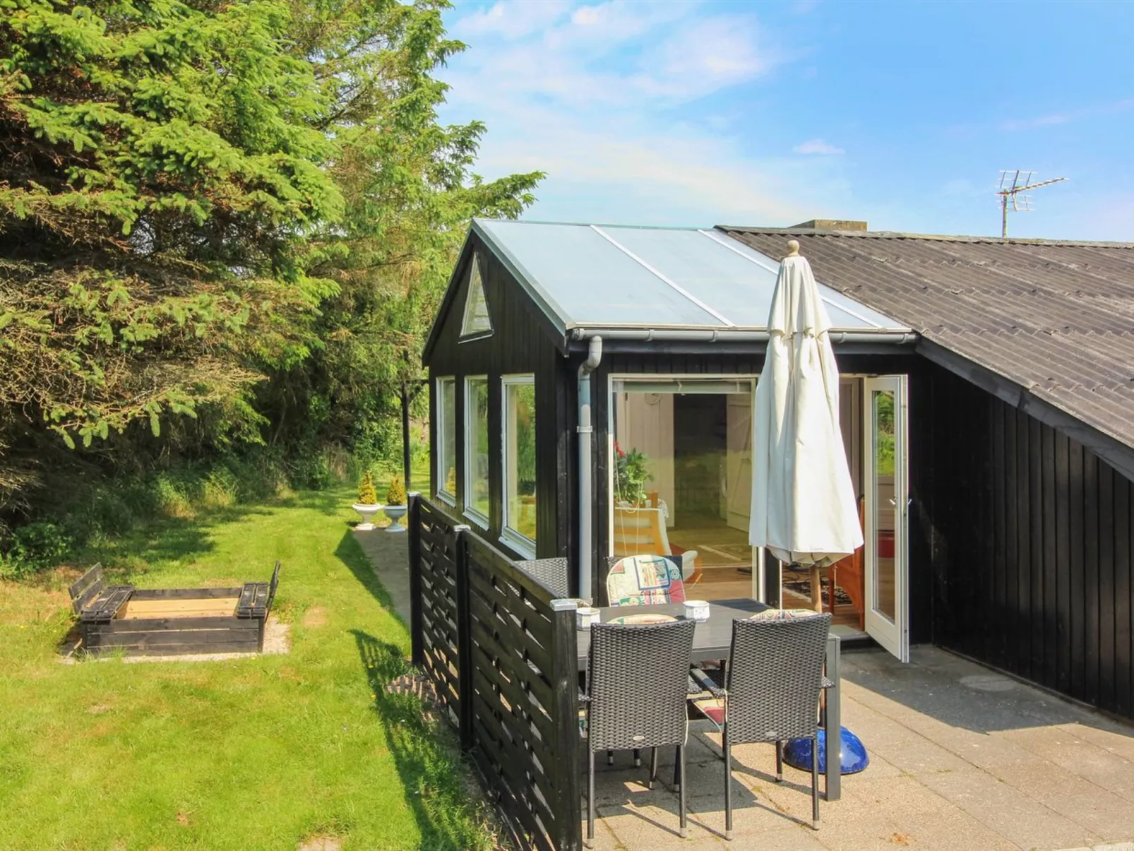 "Arben" - 900m from the sea-Outside